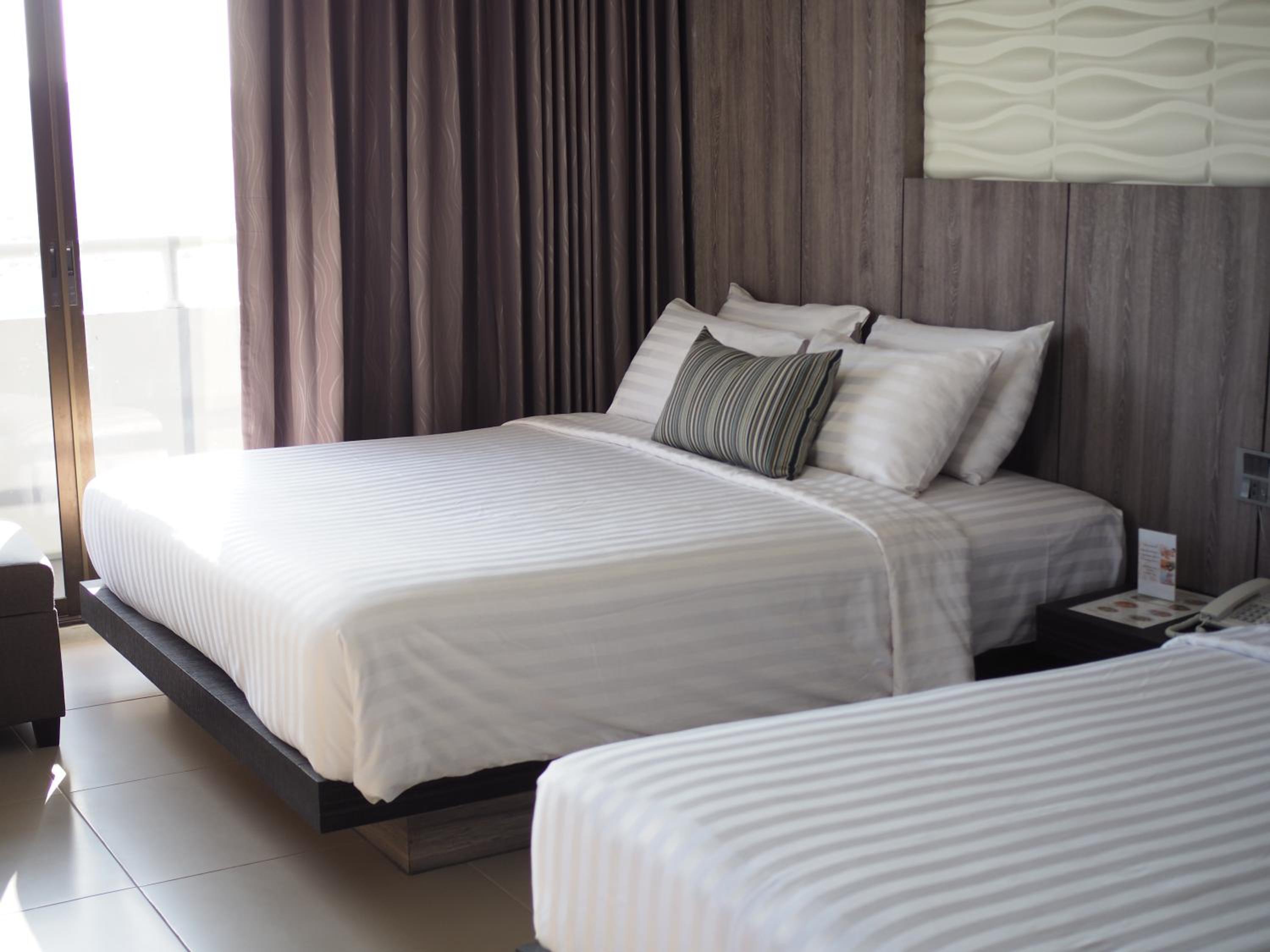 Triple Room with City View - Photo 1