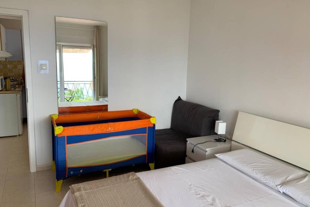 Apartment with Sea View - Photo 1