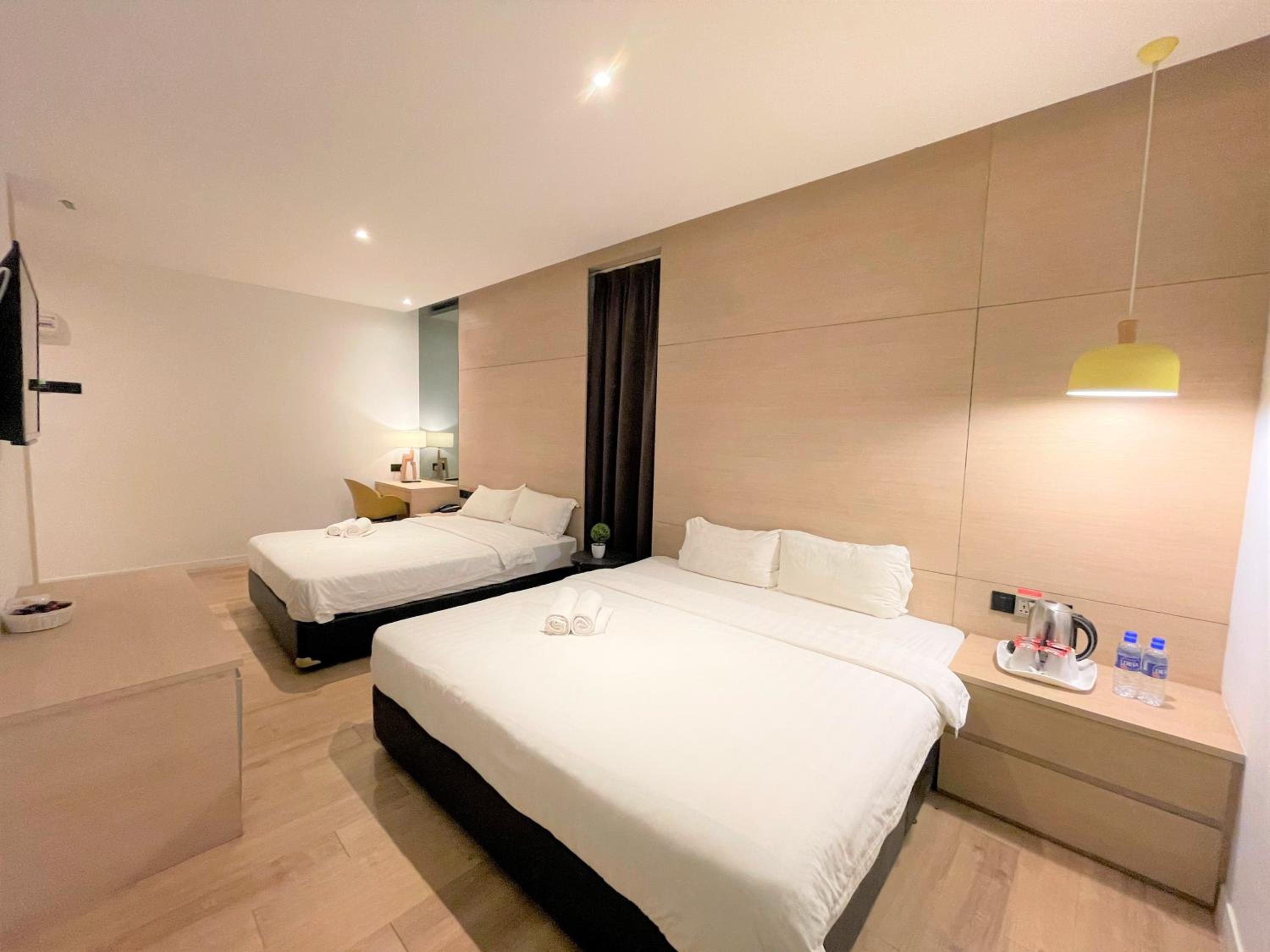 Deluxe Family Room