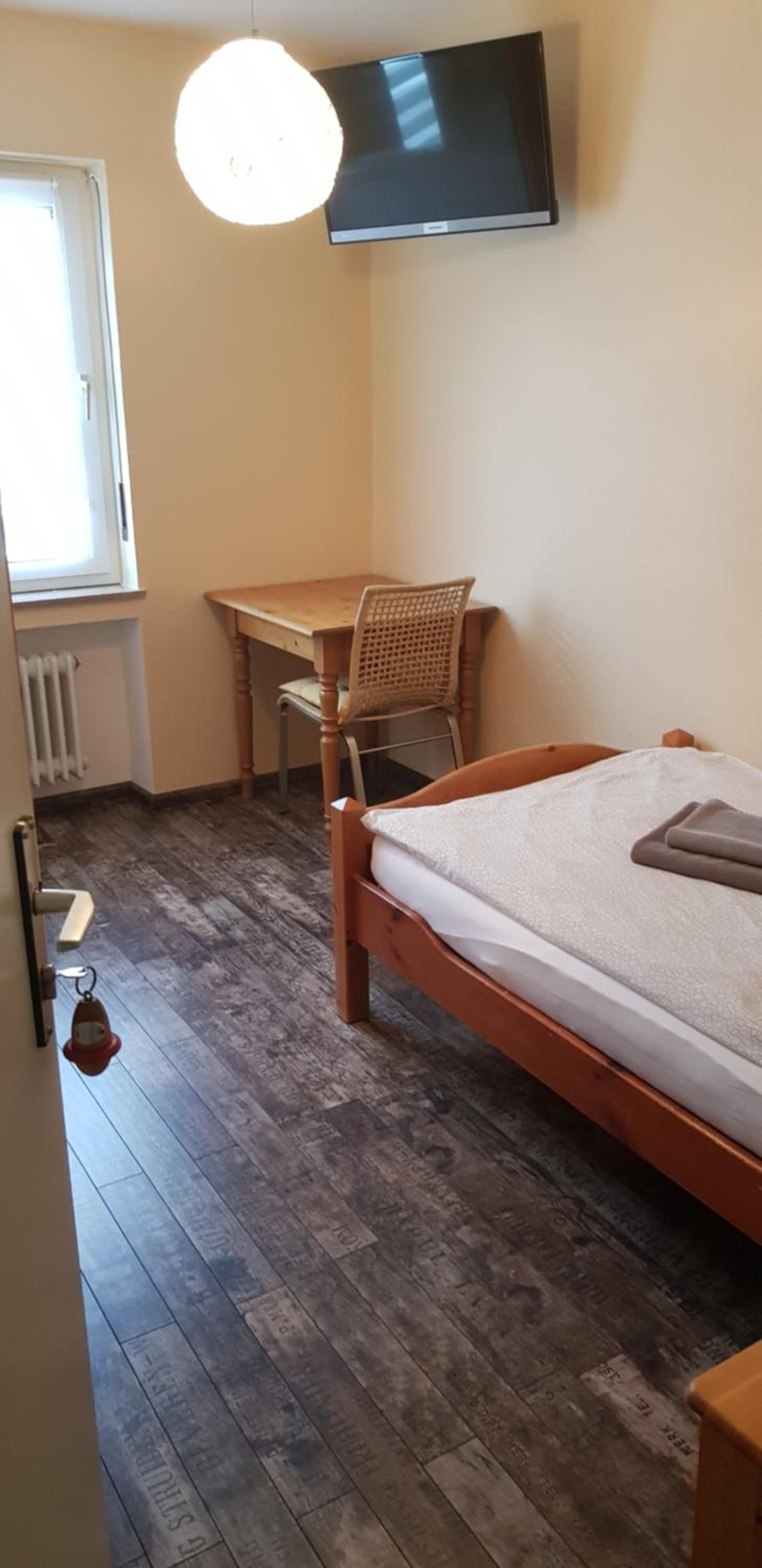 Single Room with Shared Toilet photo 1