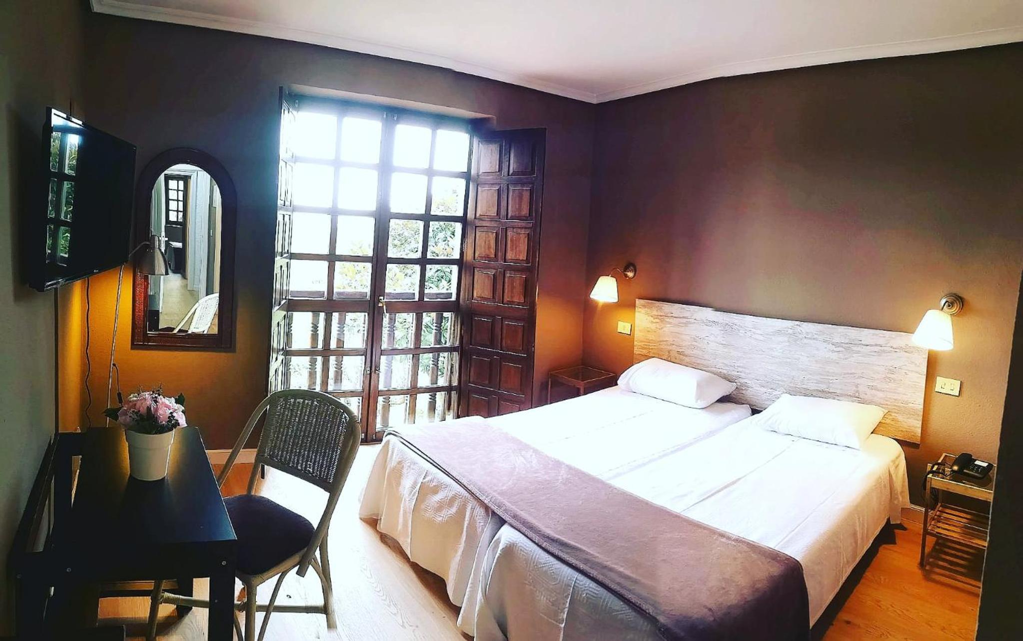 Single Room with Parking photo 2