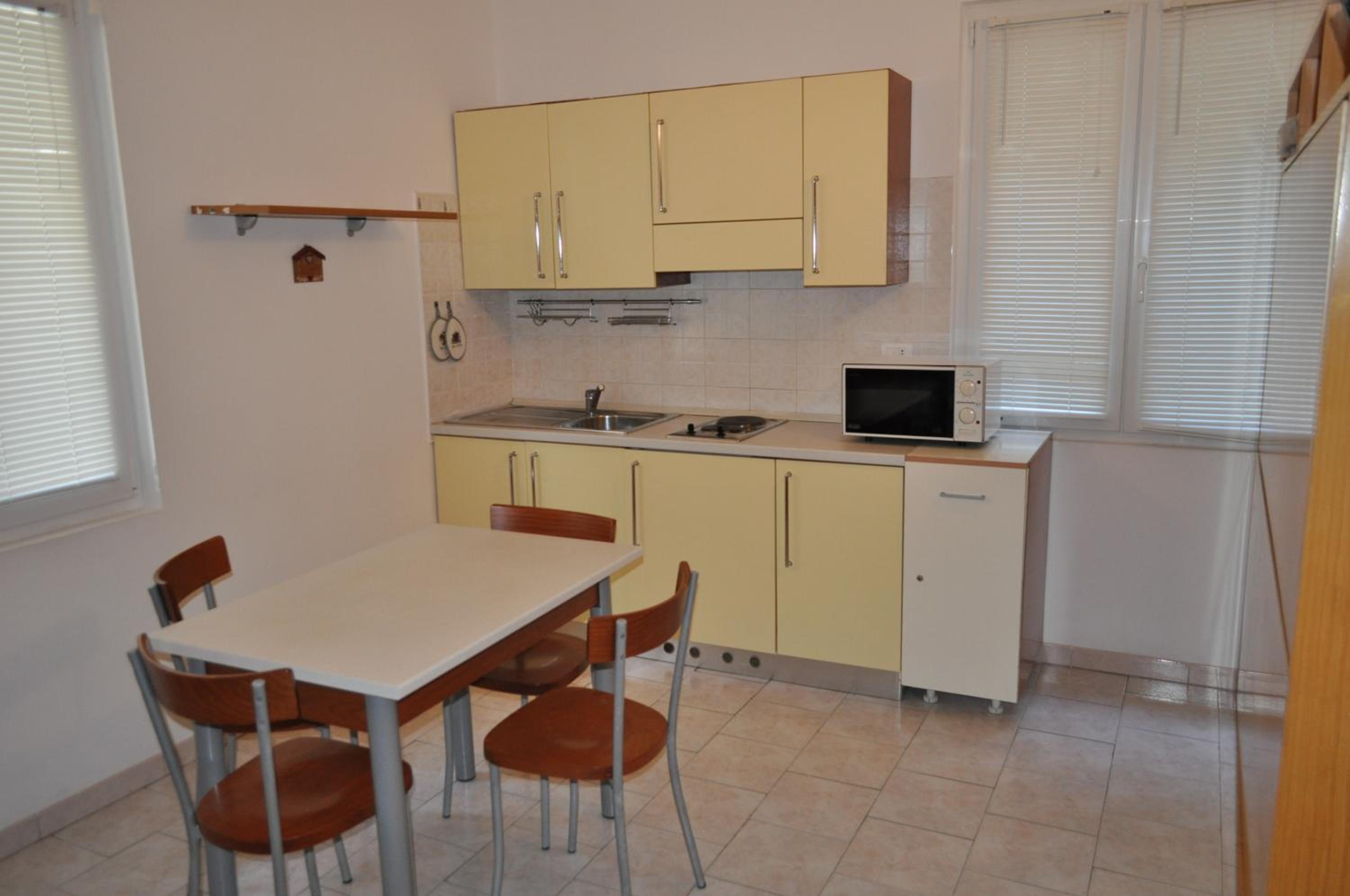 Apartment photo 2