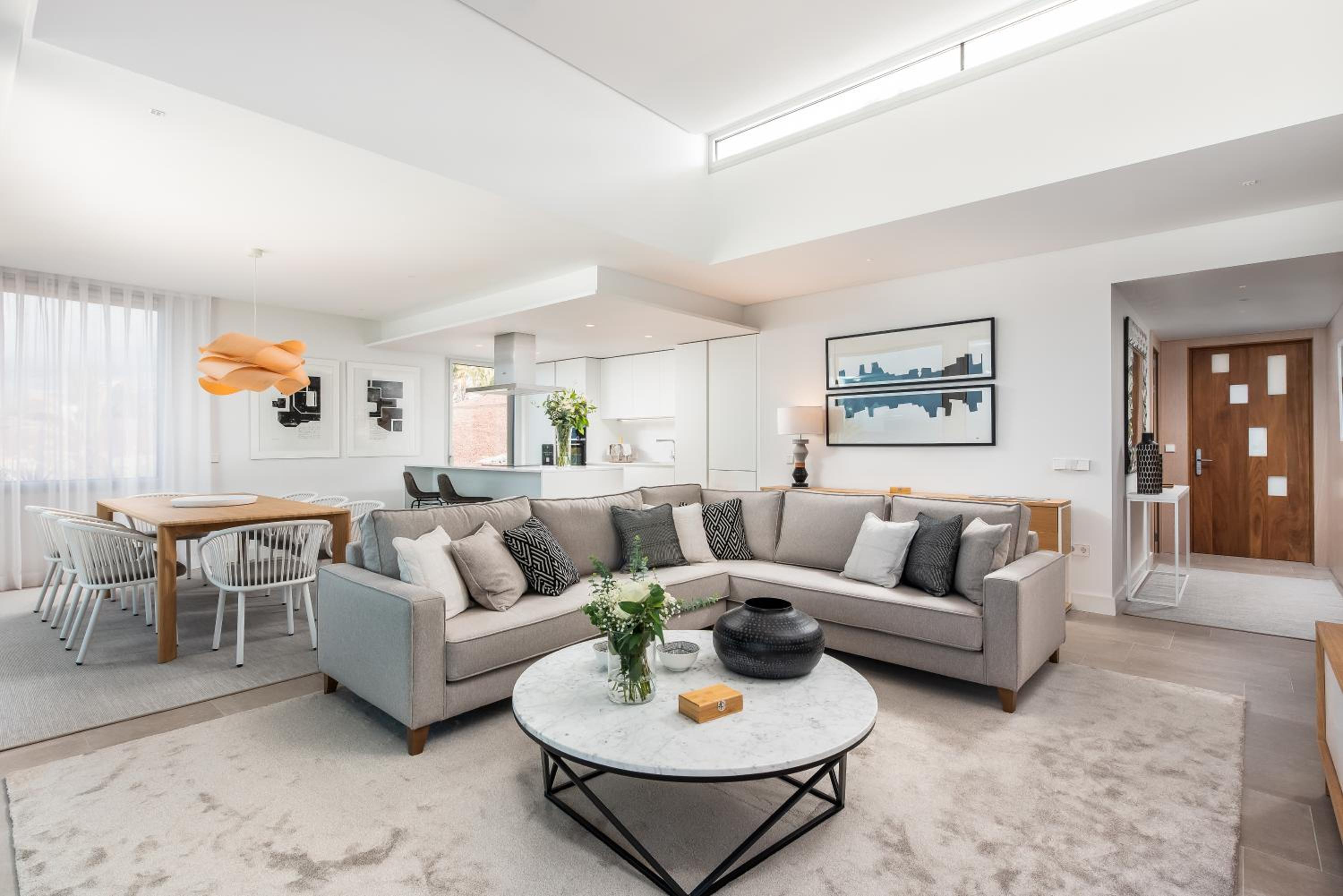 Three-Bedroom Suite with Sea View thumbnail 6