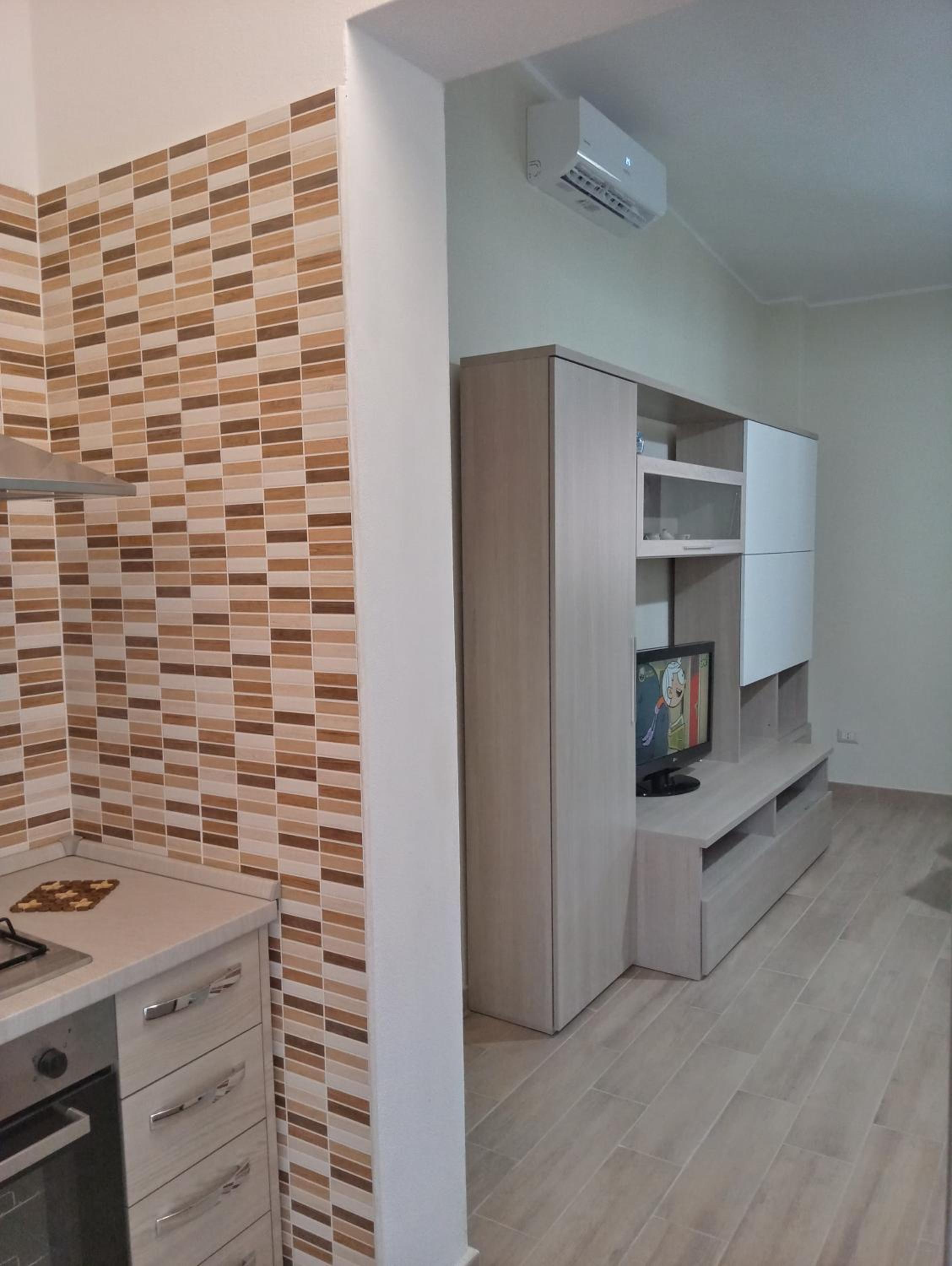 Two-Bedroom Apartment - Photo 34