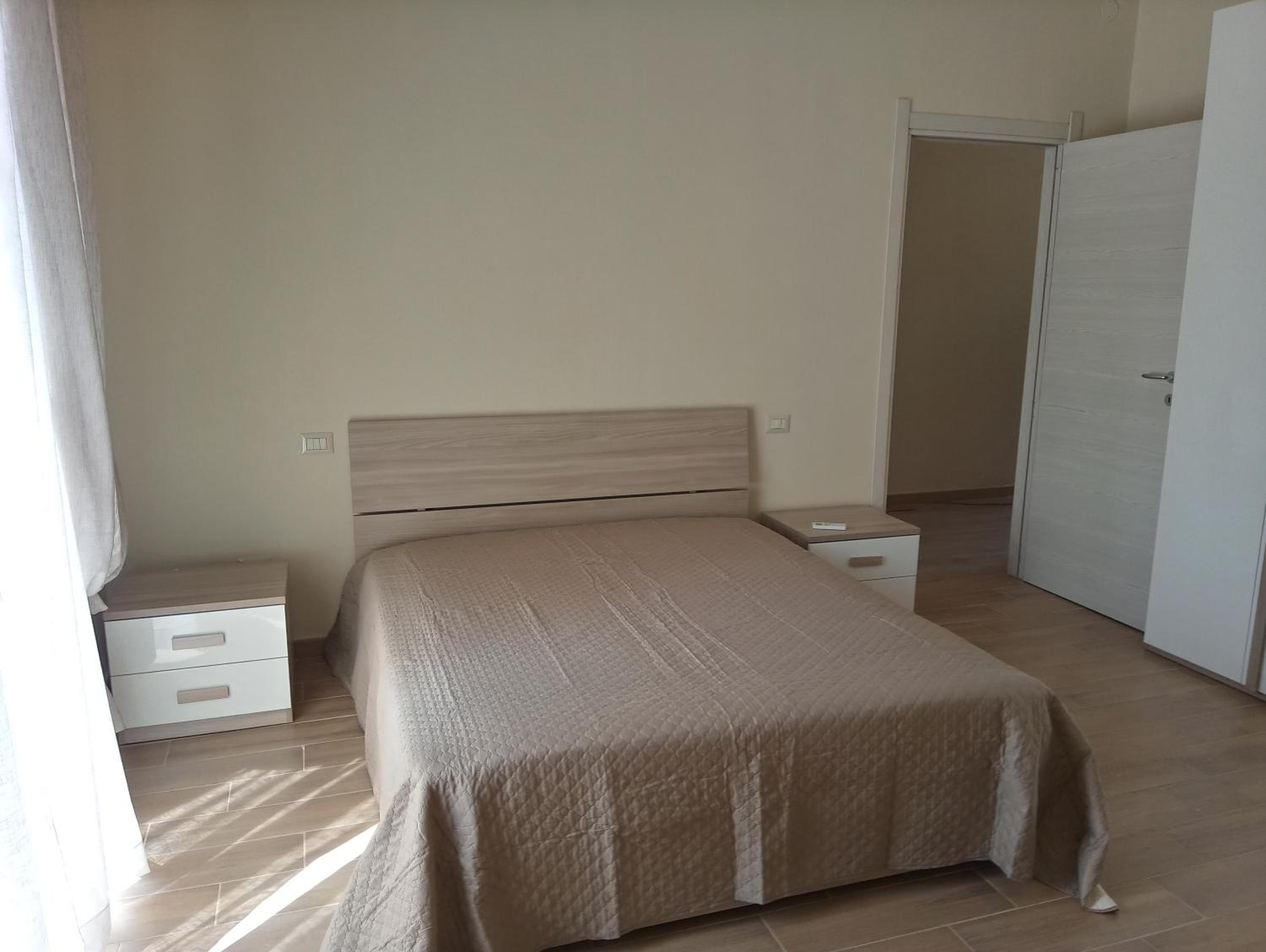 Two-Bedroom Apartment - Photo 38