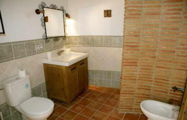 Cave (2 Adults) - Photo 3