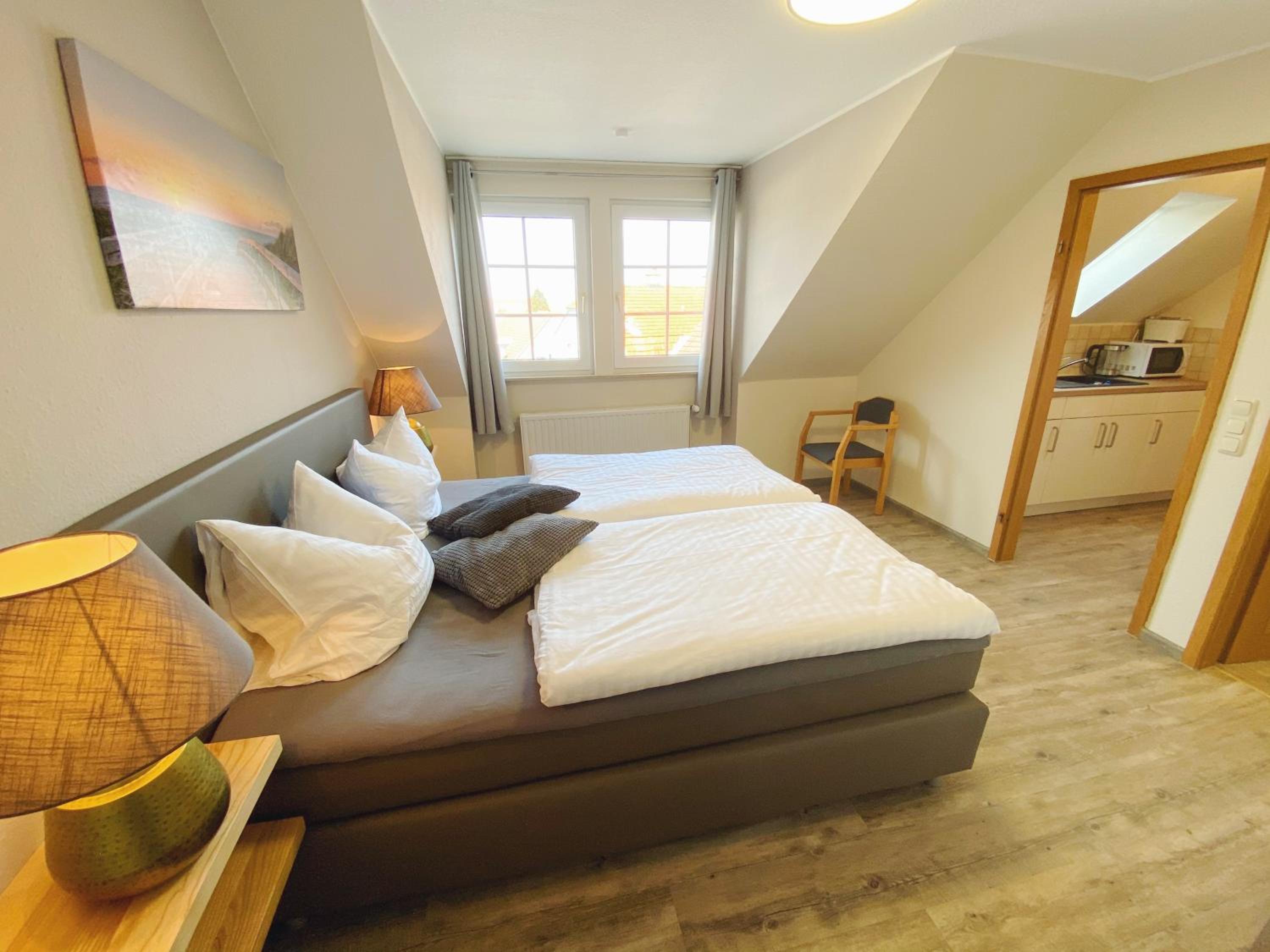 One-Bedroom Apartment - Photo 29