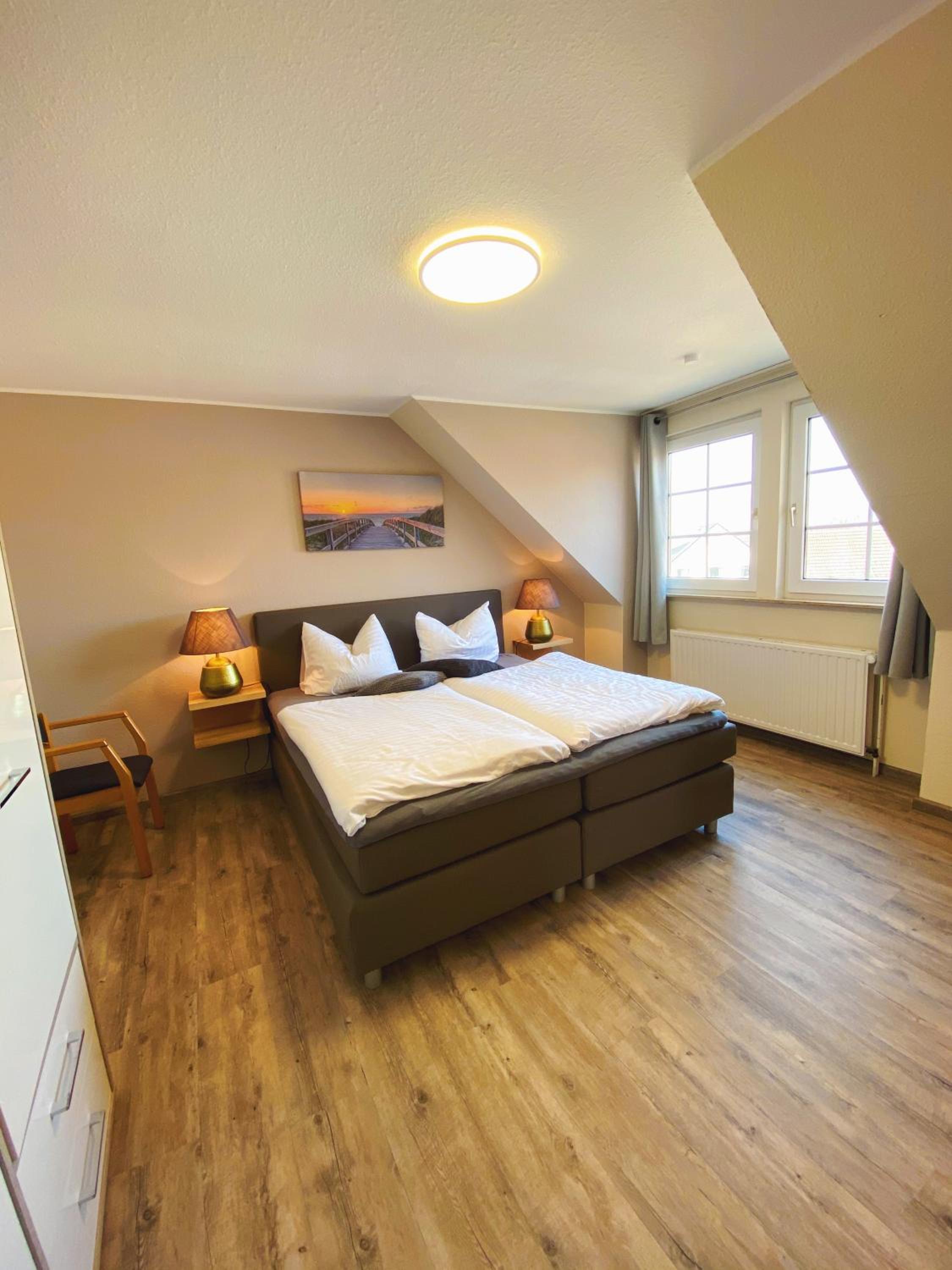 One-Bedroom Apartment - Photo 27