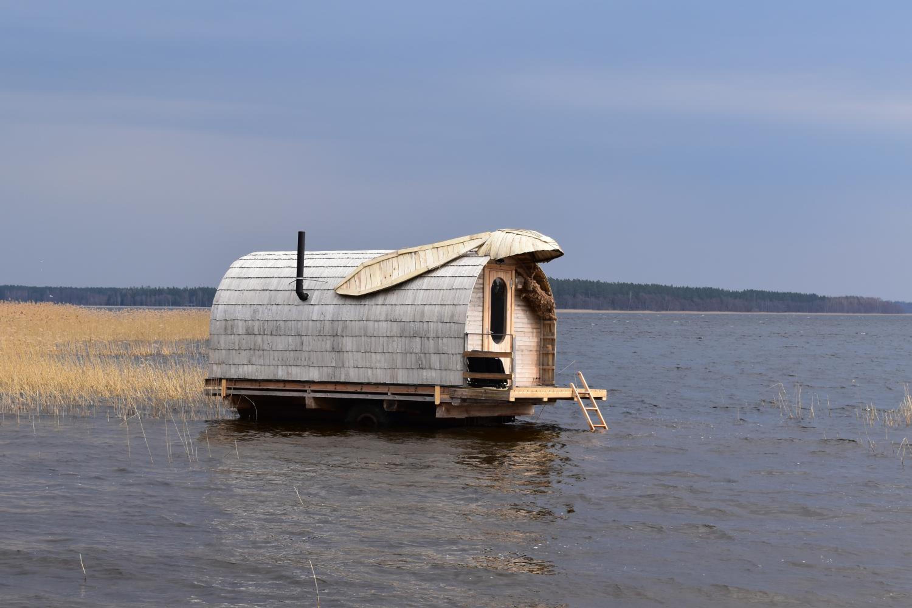 Mobile Home - Photo 21