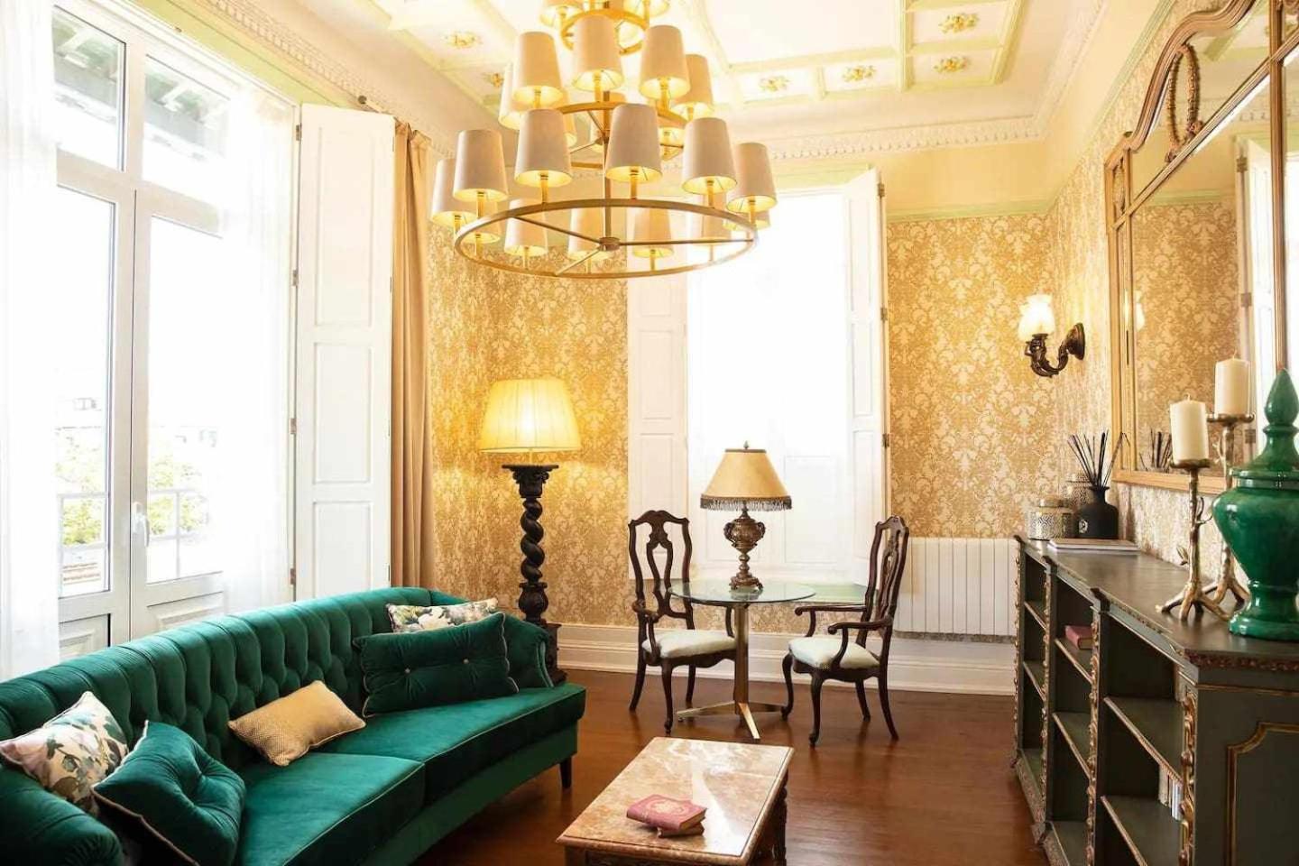 Deluxe Double Room with Balcony and Sea View