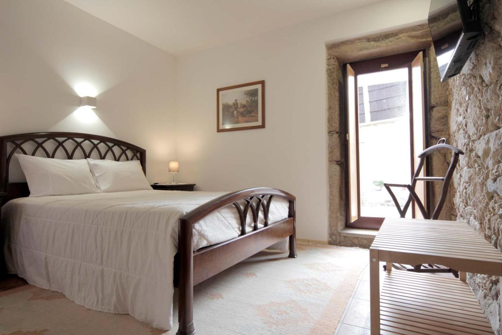 Double Room with Extra Bed - Photo 5