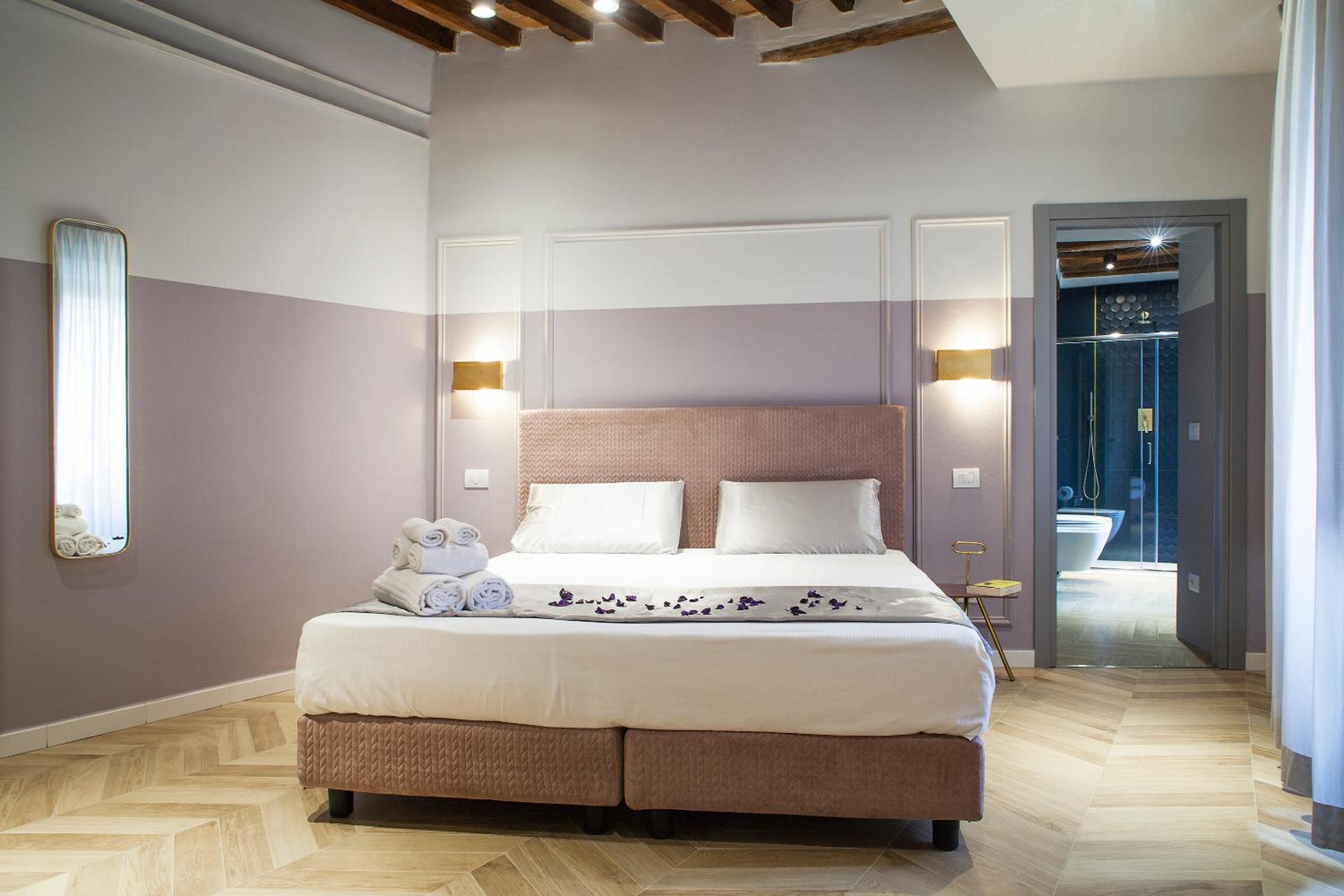 Deluxe Double or Twin Room