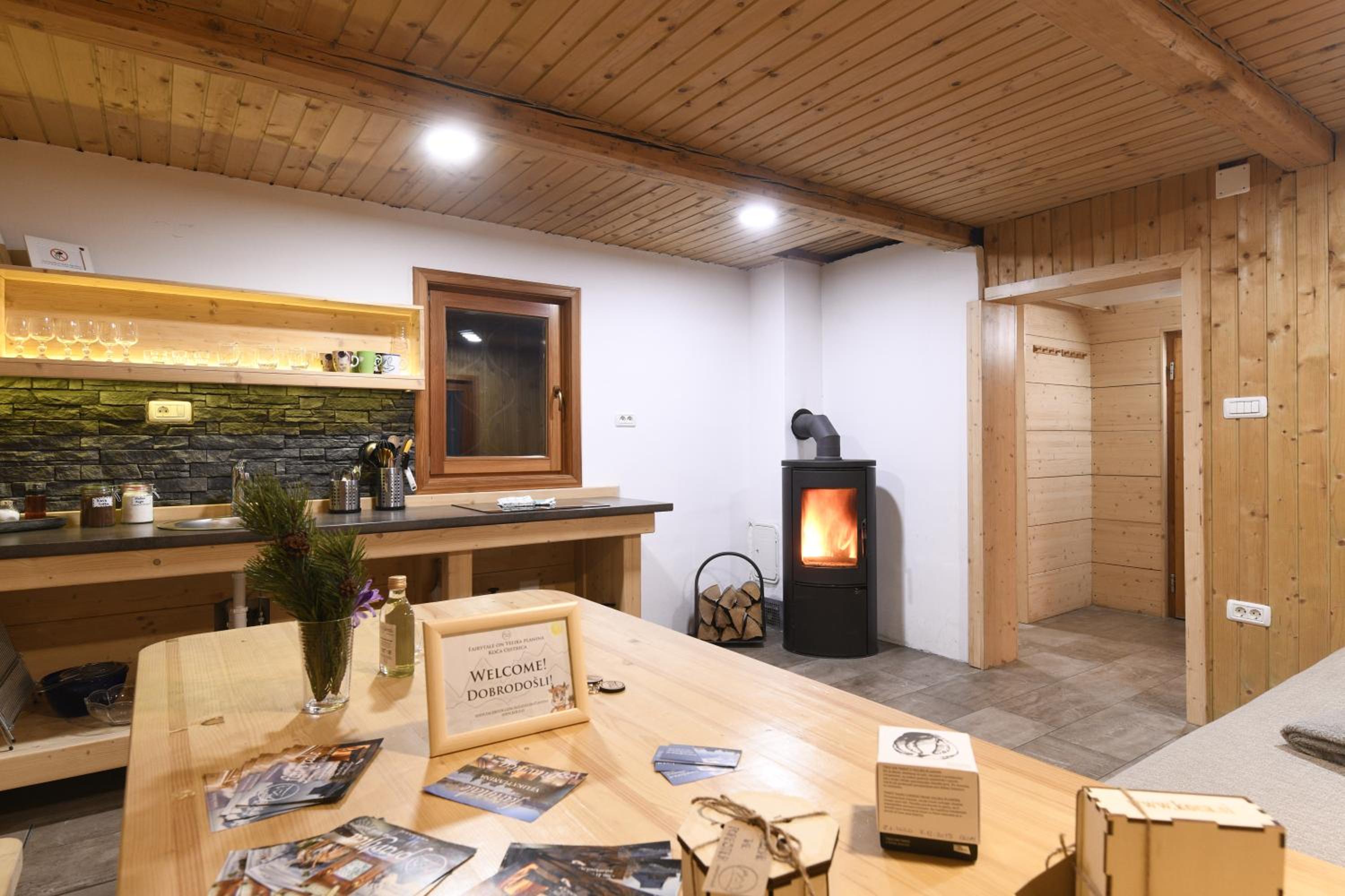 Two-Bedroom Chalet - Photo 7