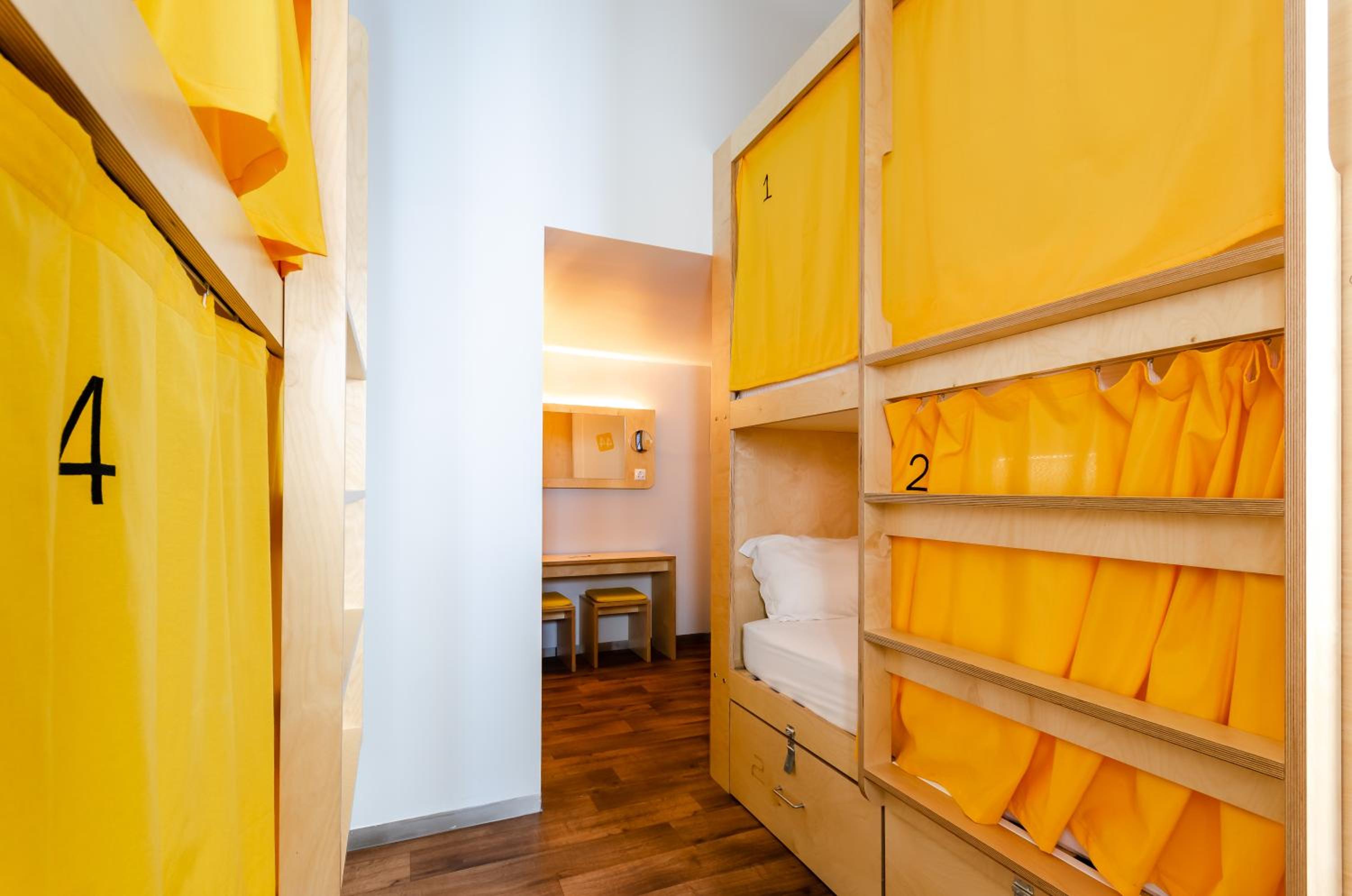 Bunk Bed in 4-Bed Mixed Dormitory Room with Private Bathroom photo 1