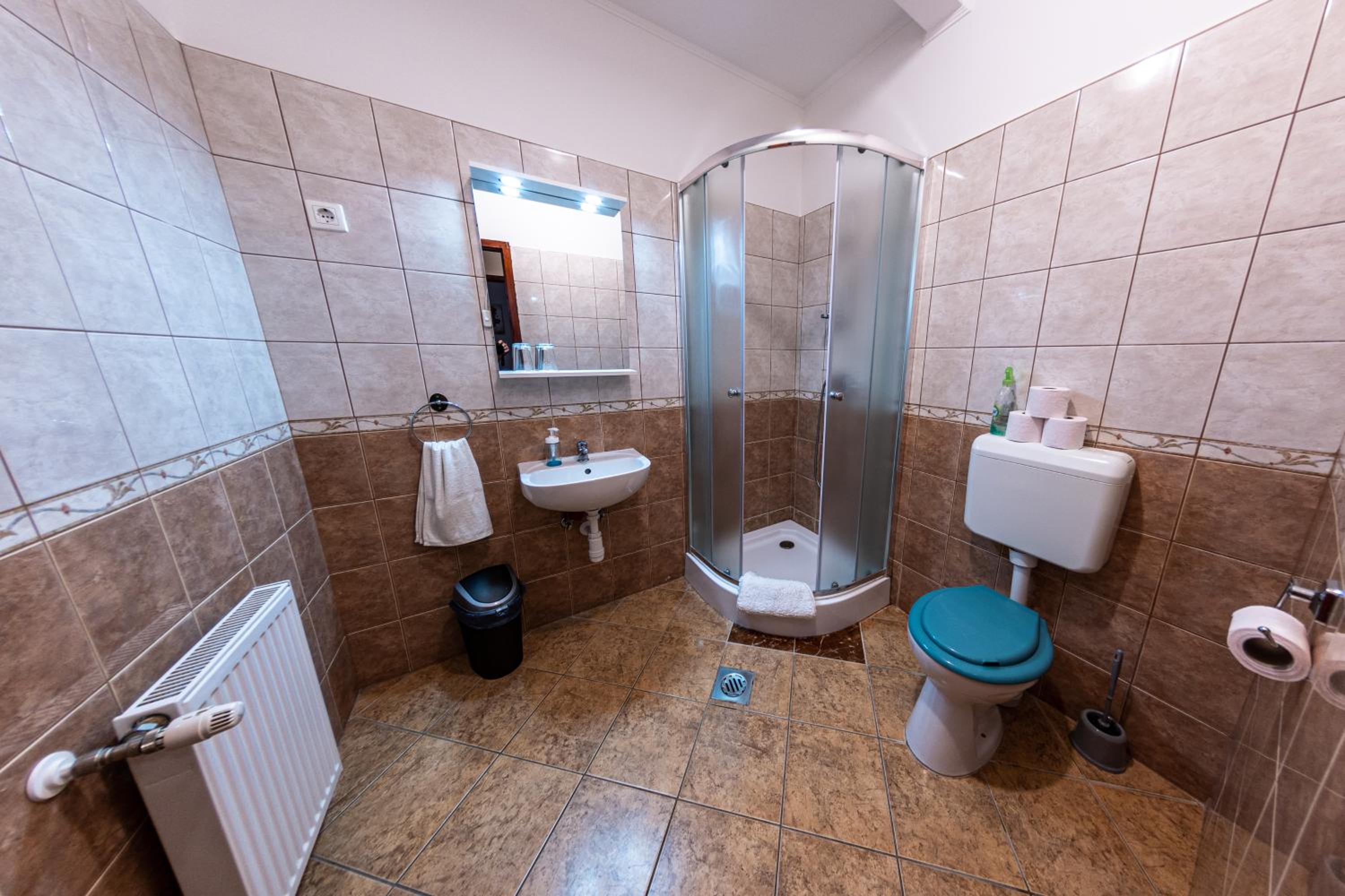 Double or Twin Room with Shower photo 1
