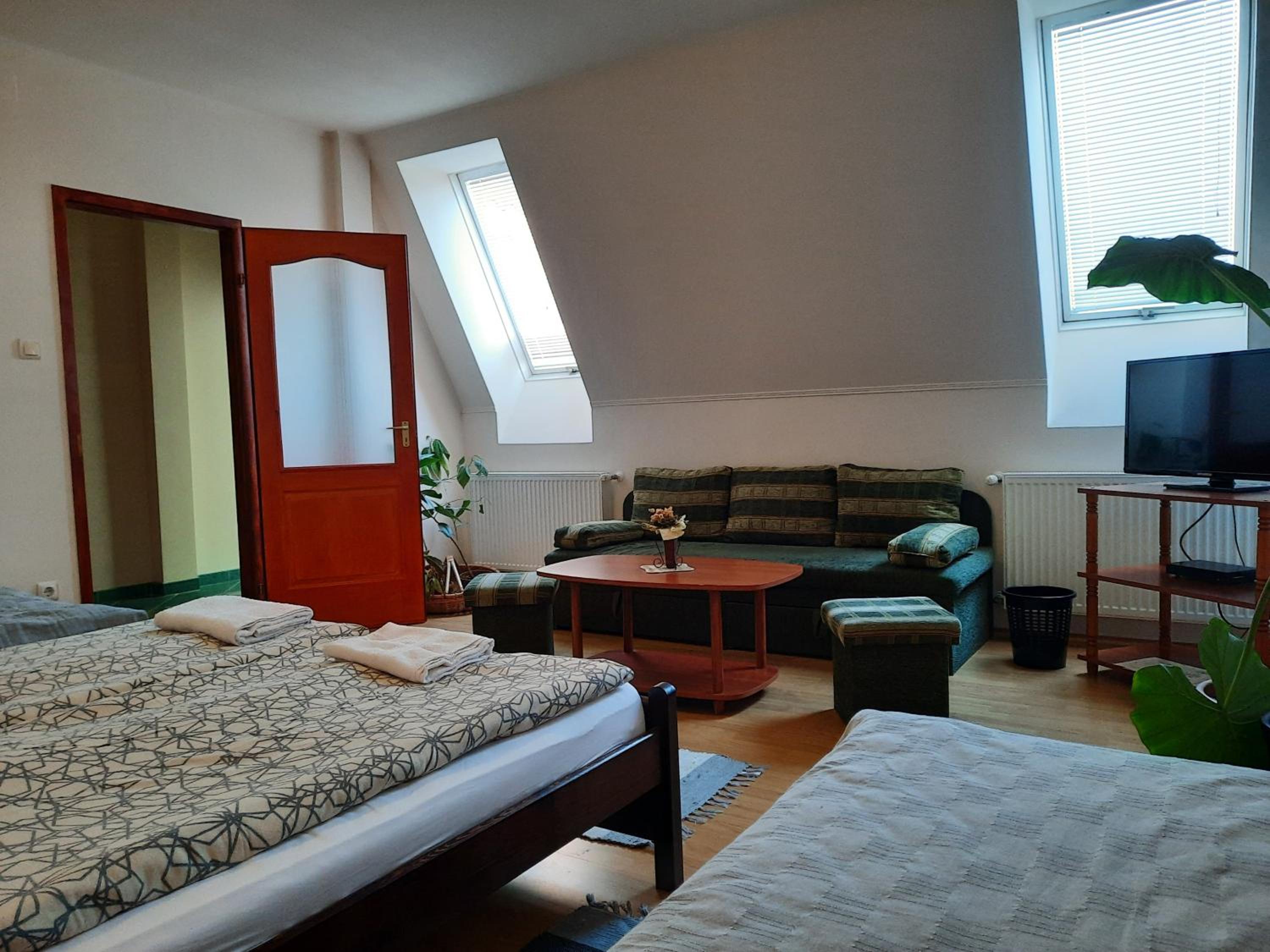 Standard Quadruple Room photo 3