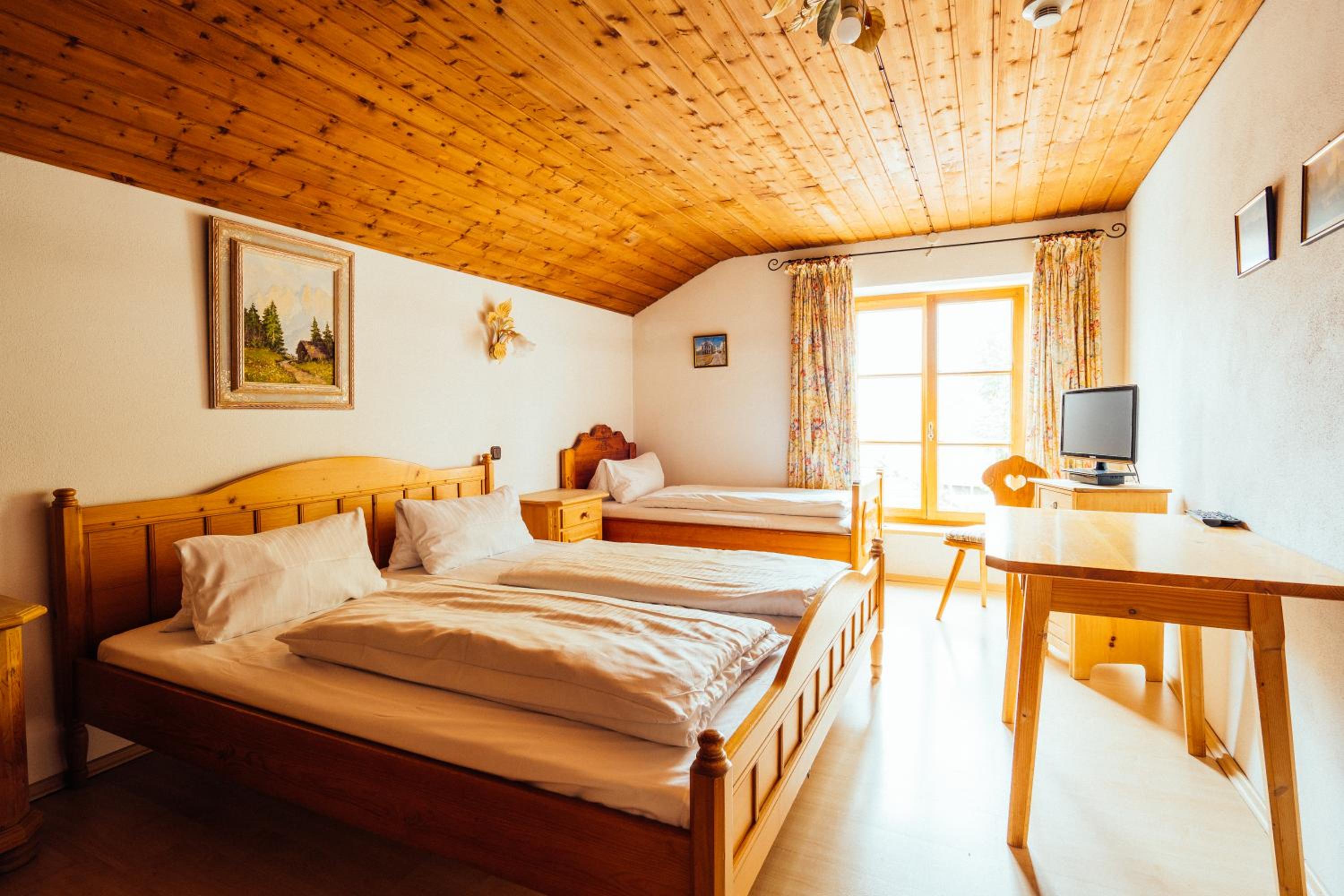 Triple Room - Photo 2