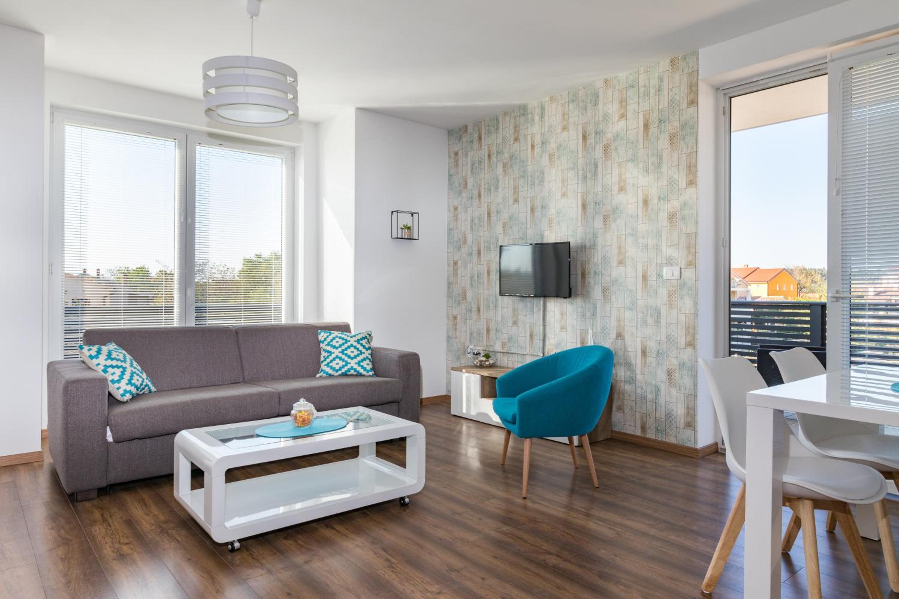Apartment with Terrace photo 3
