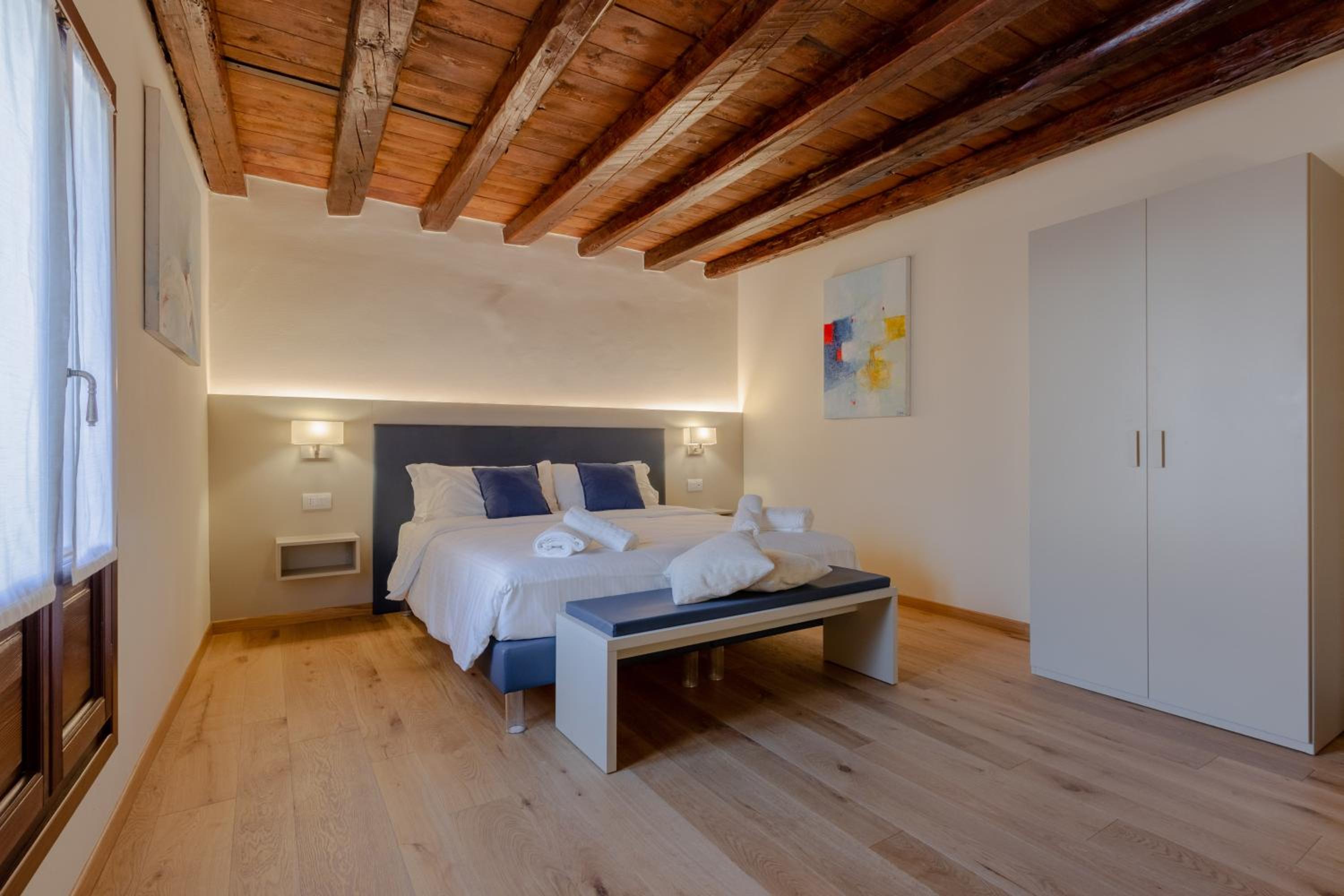 Superior Double or Twin Room - Photo 4