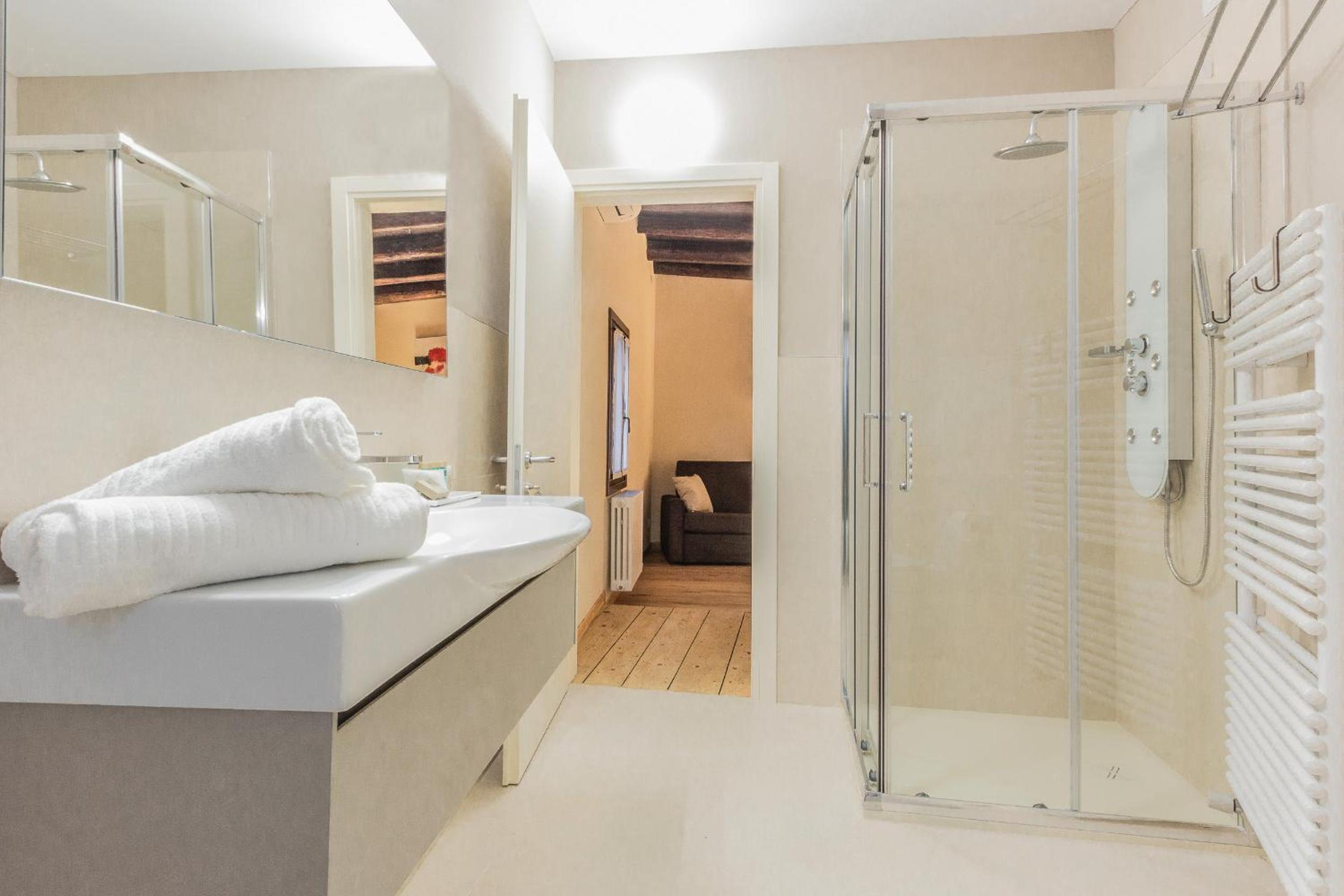 Junior Suite - Photo 3