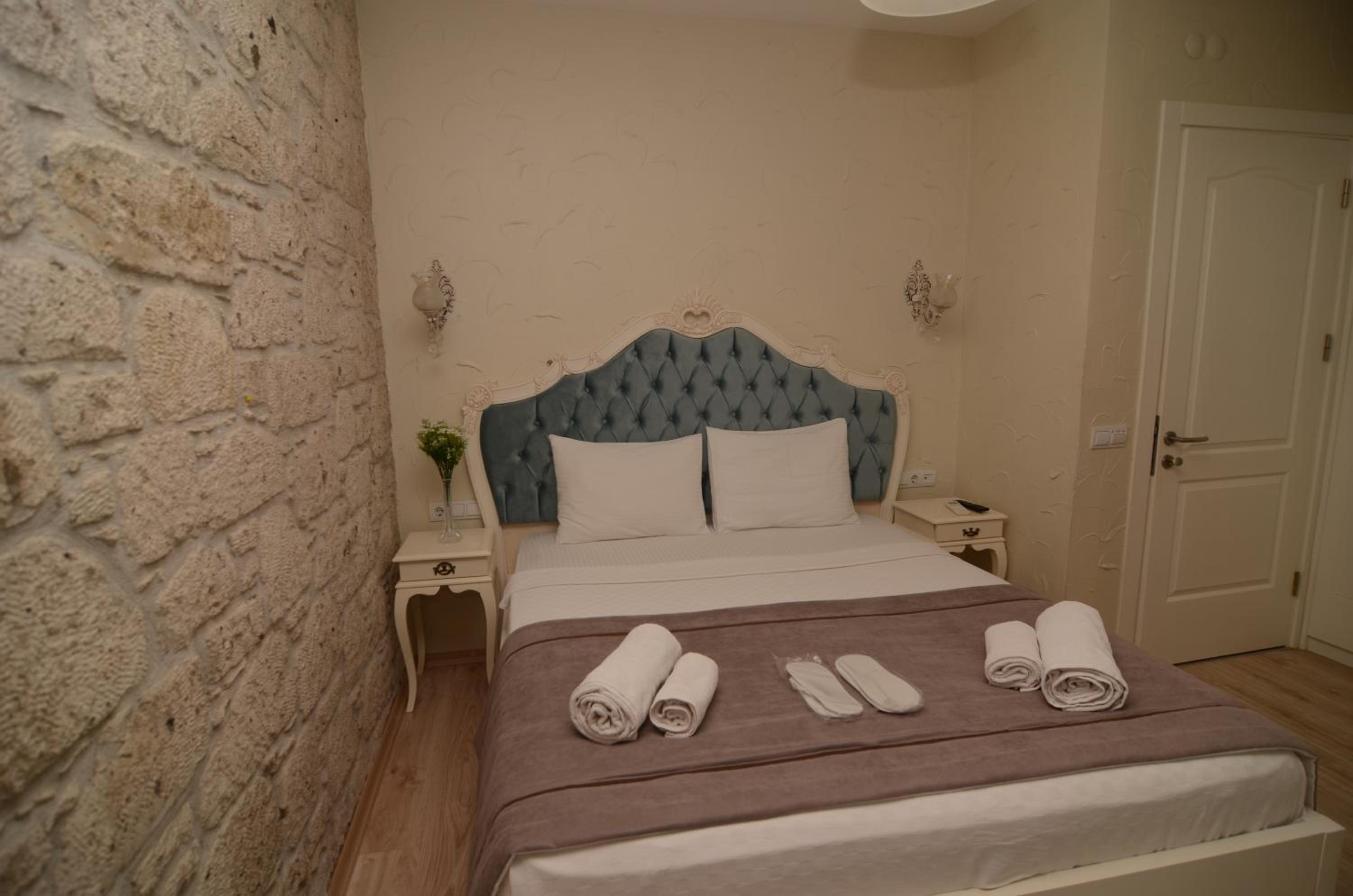 Deluxe Room - Photo 2