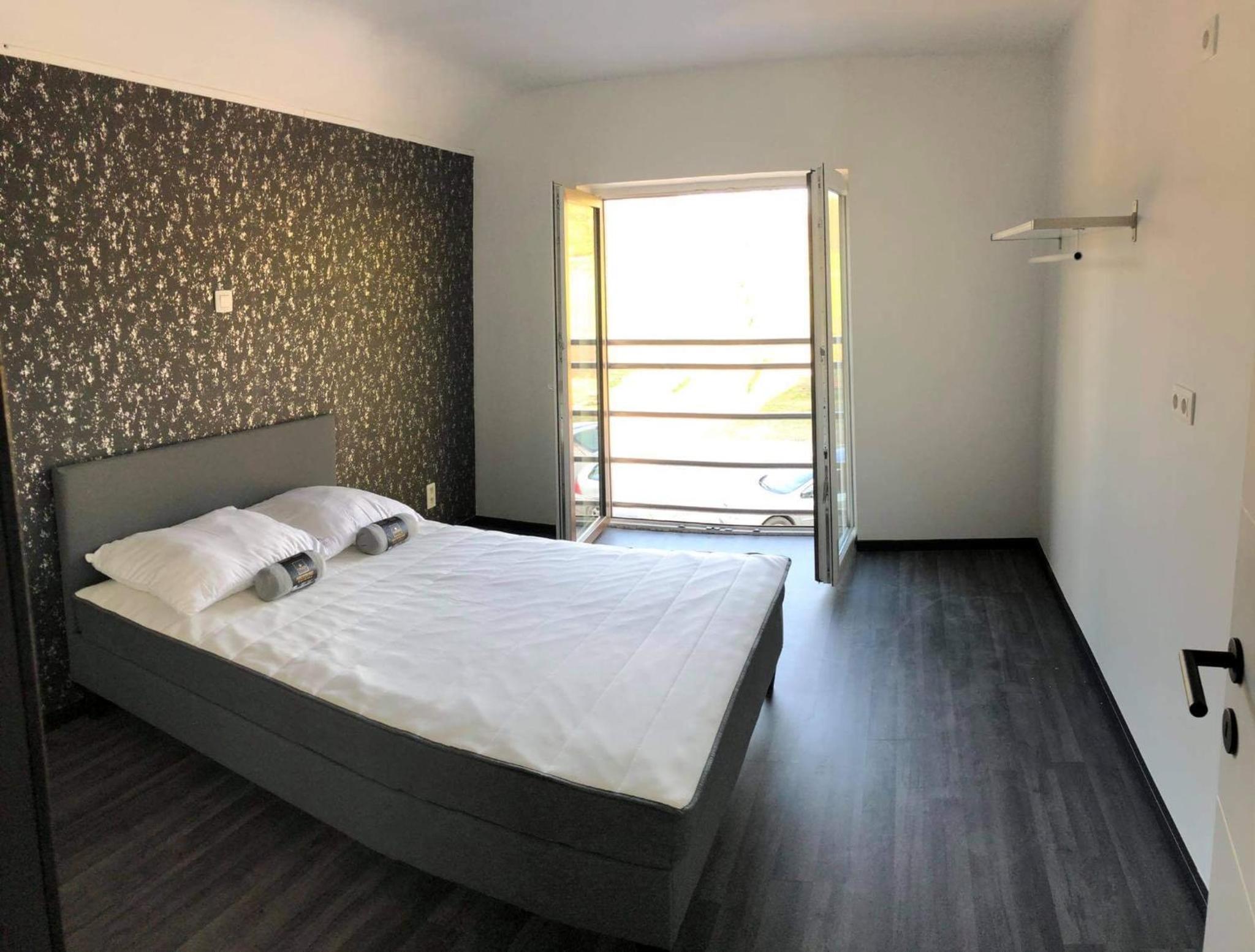 Three-Bedroom House photo 2
