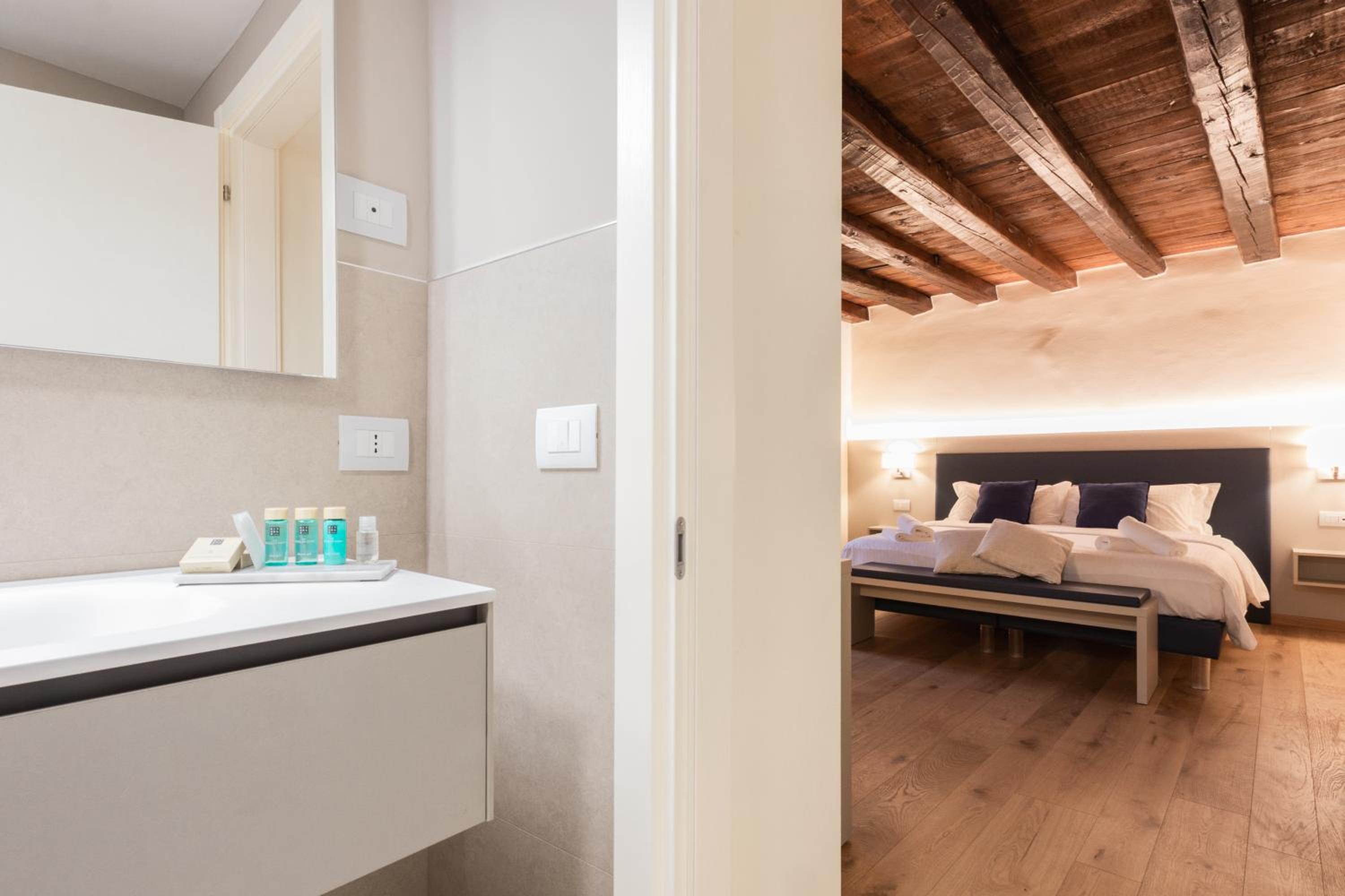 Superior Double or Twin Room - Photo 3