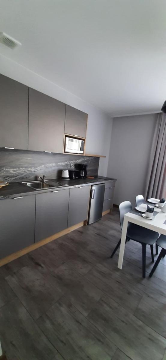 Apartment with Balcony photo 1