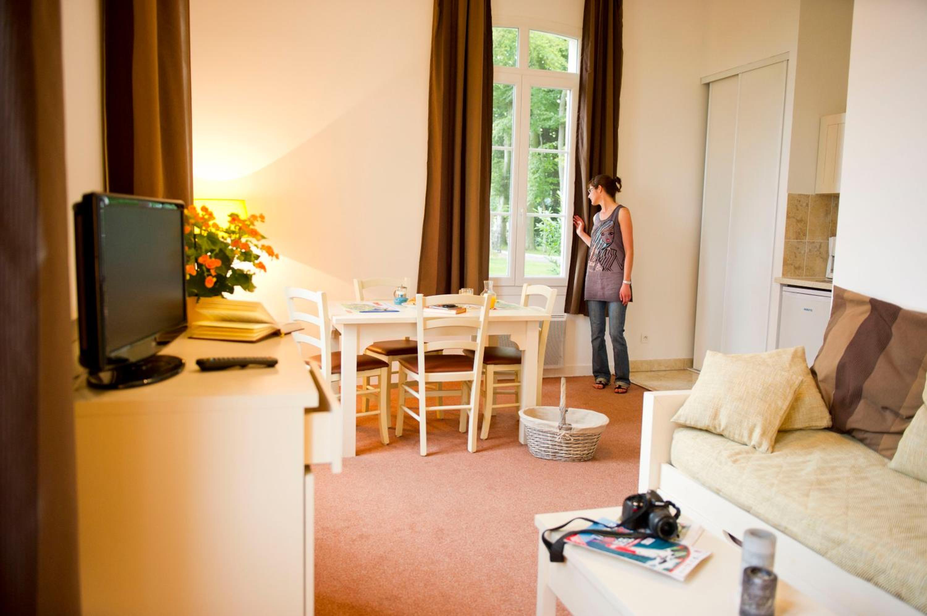Studio (2-4 people) in the castle - Photo 2