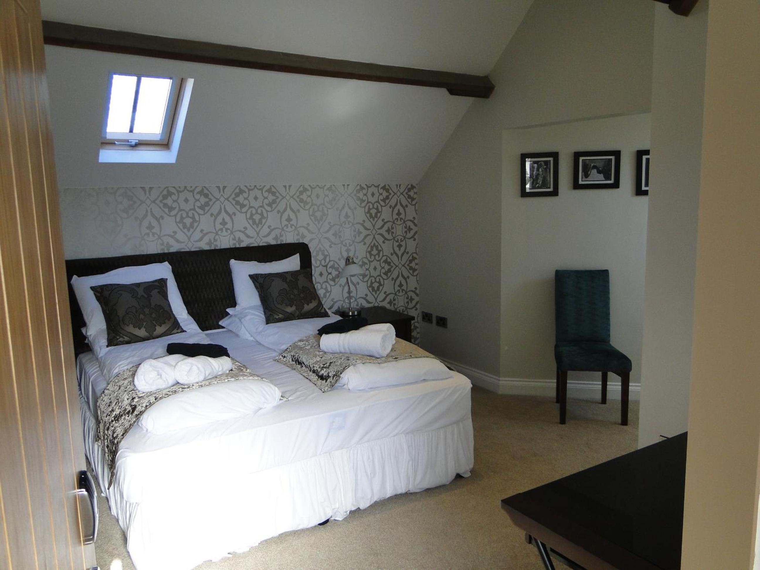 Deluxe King Room photo 3