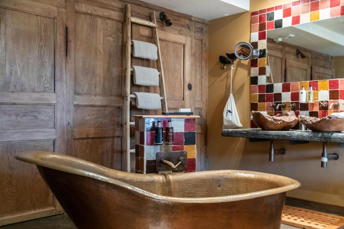 Deluxe Double Room with Bath, photo 7