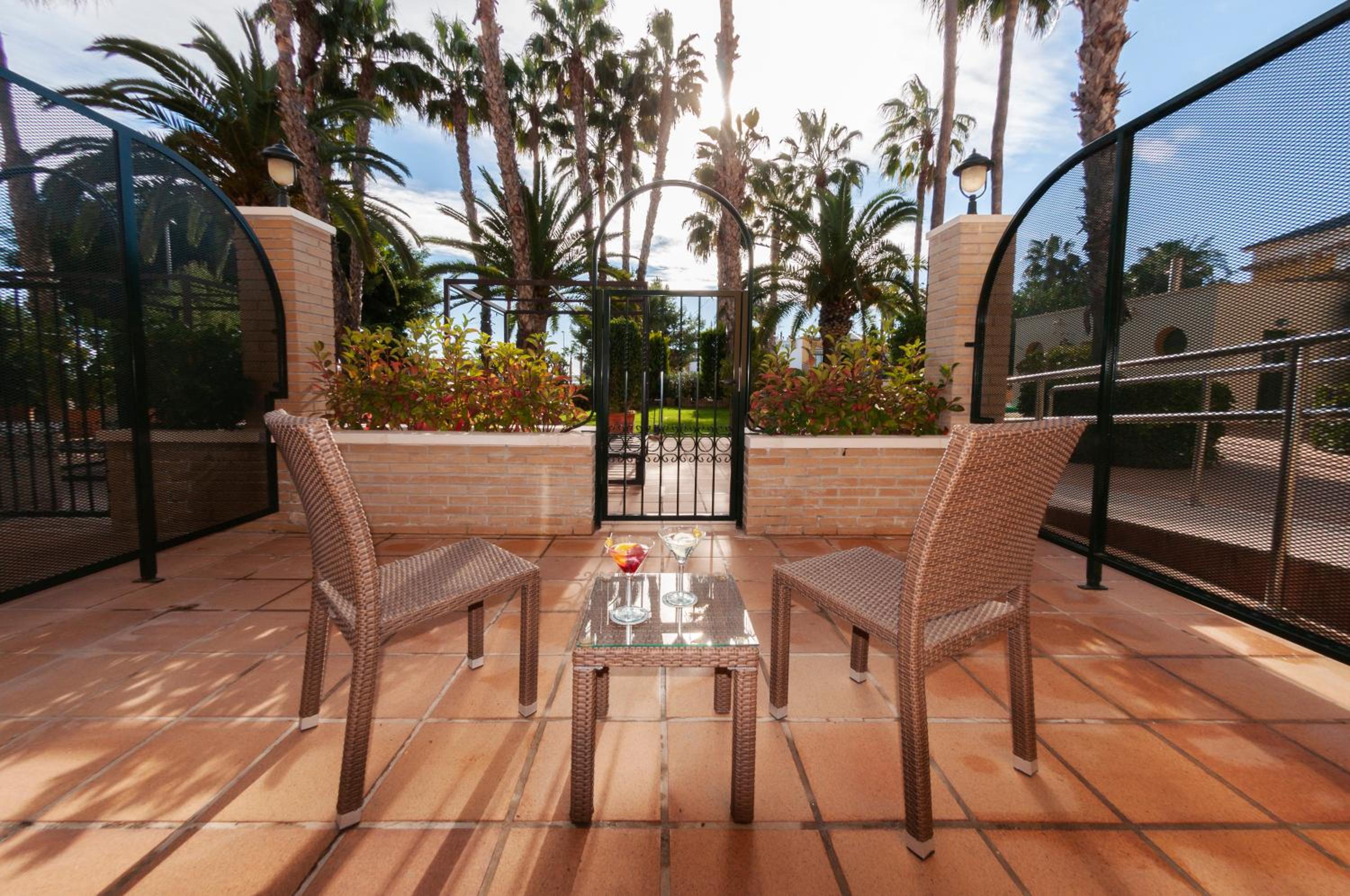 Double Room with Terrace - Photo 6