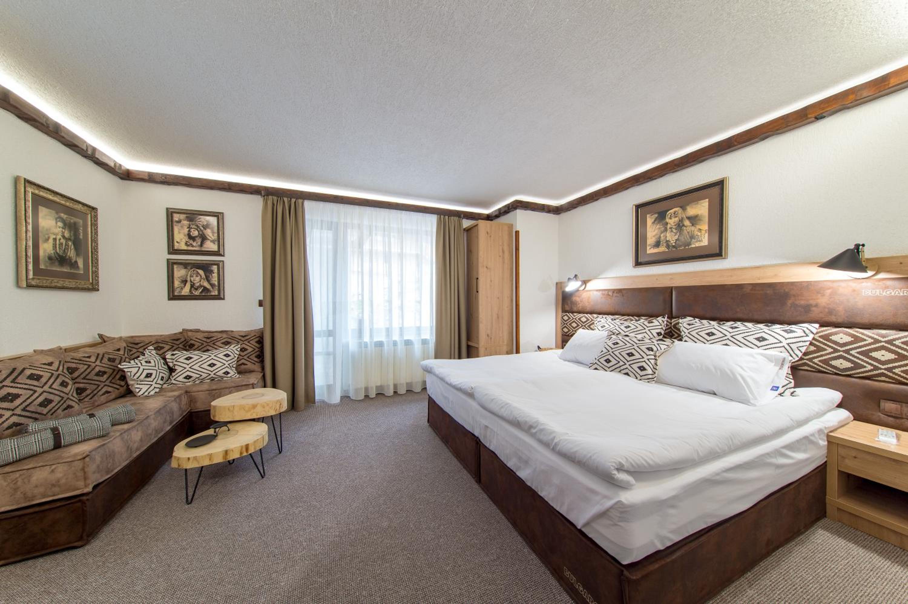 Deluxe Double or Twin Room with Balcony - Photo 7
