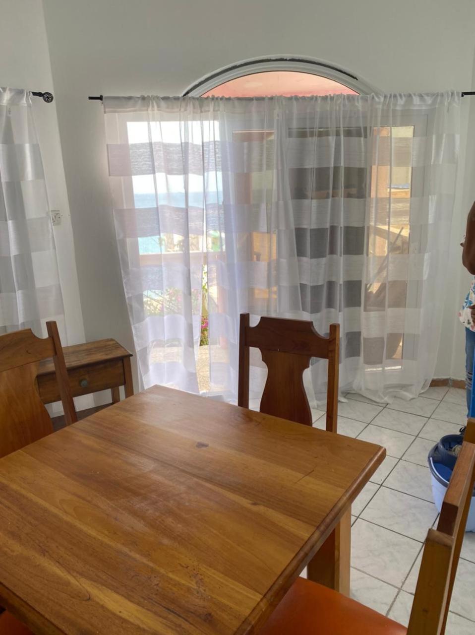 Seaview Suite photo 3