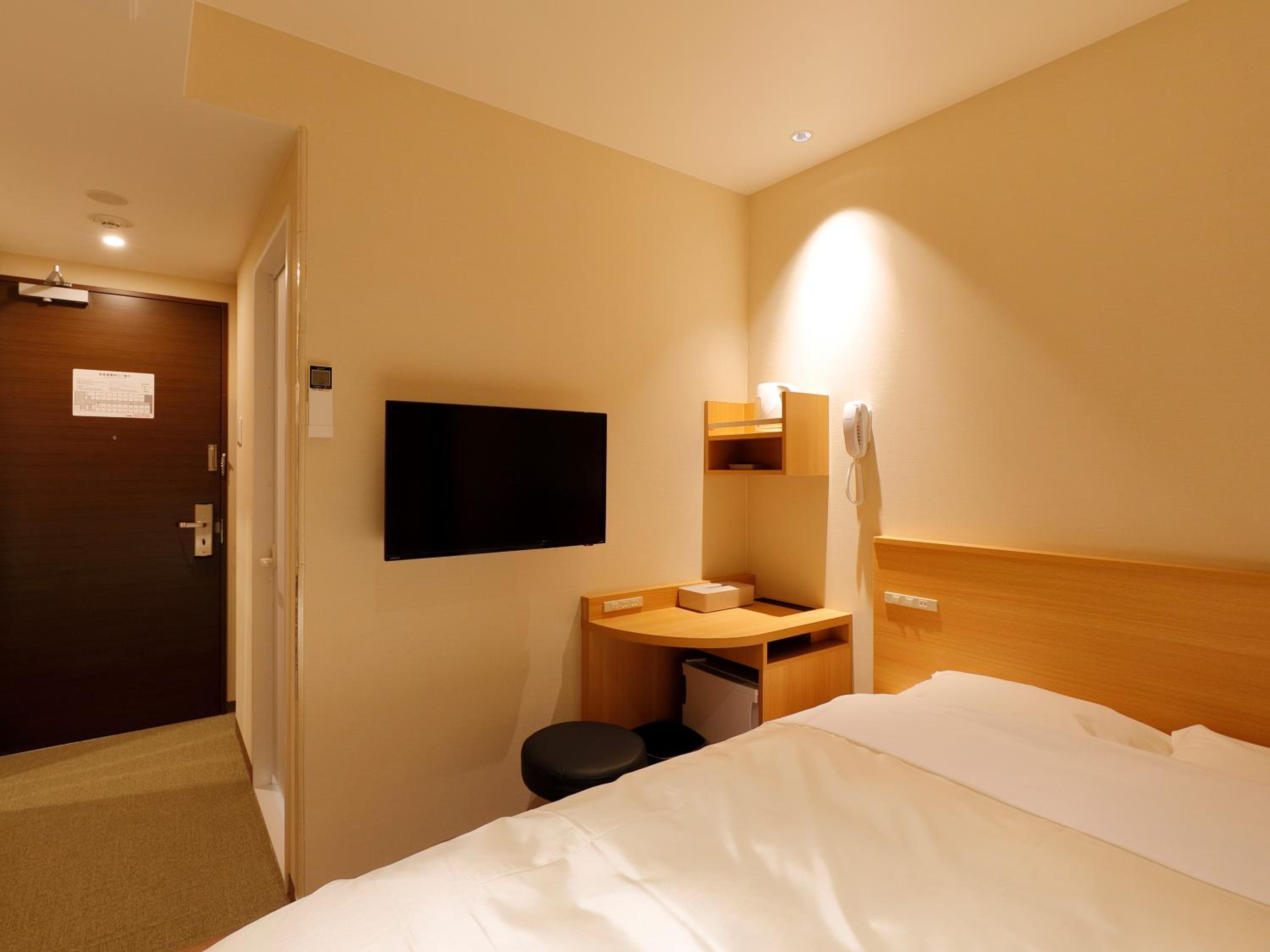 Economy Double Room photo 3