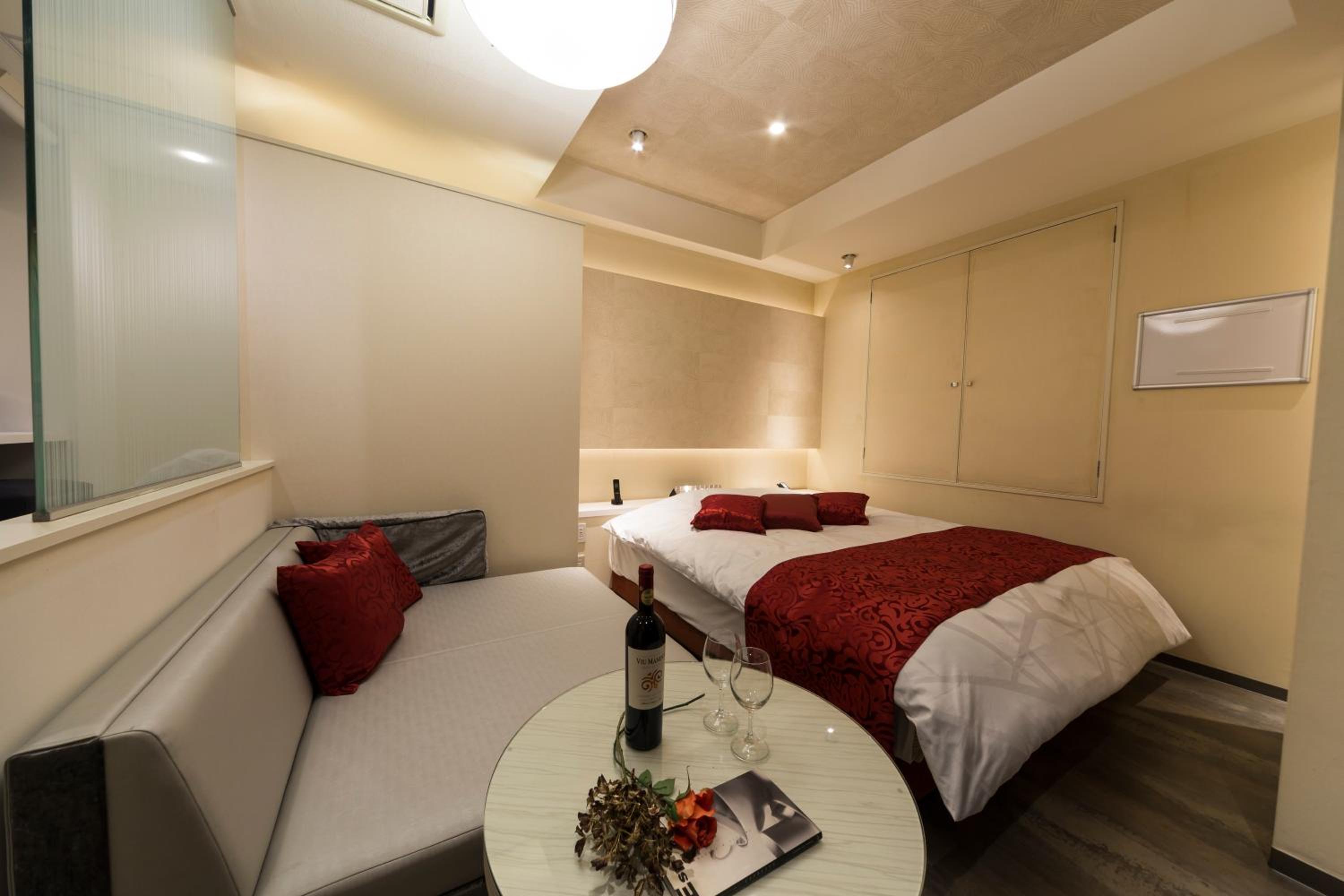 Economy Double Room photo 2