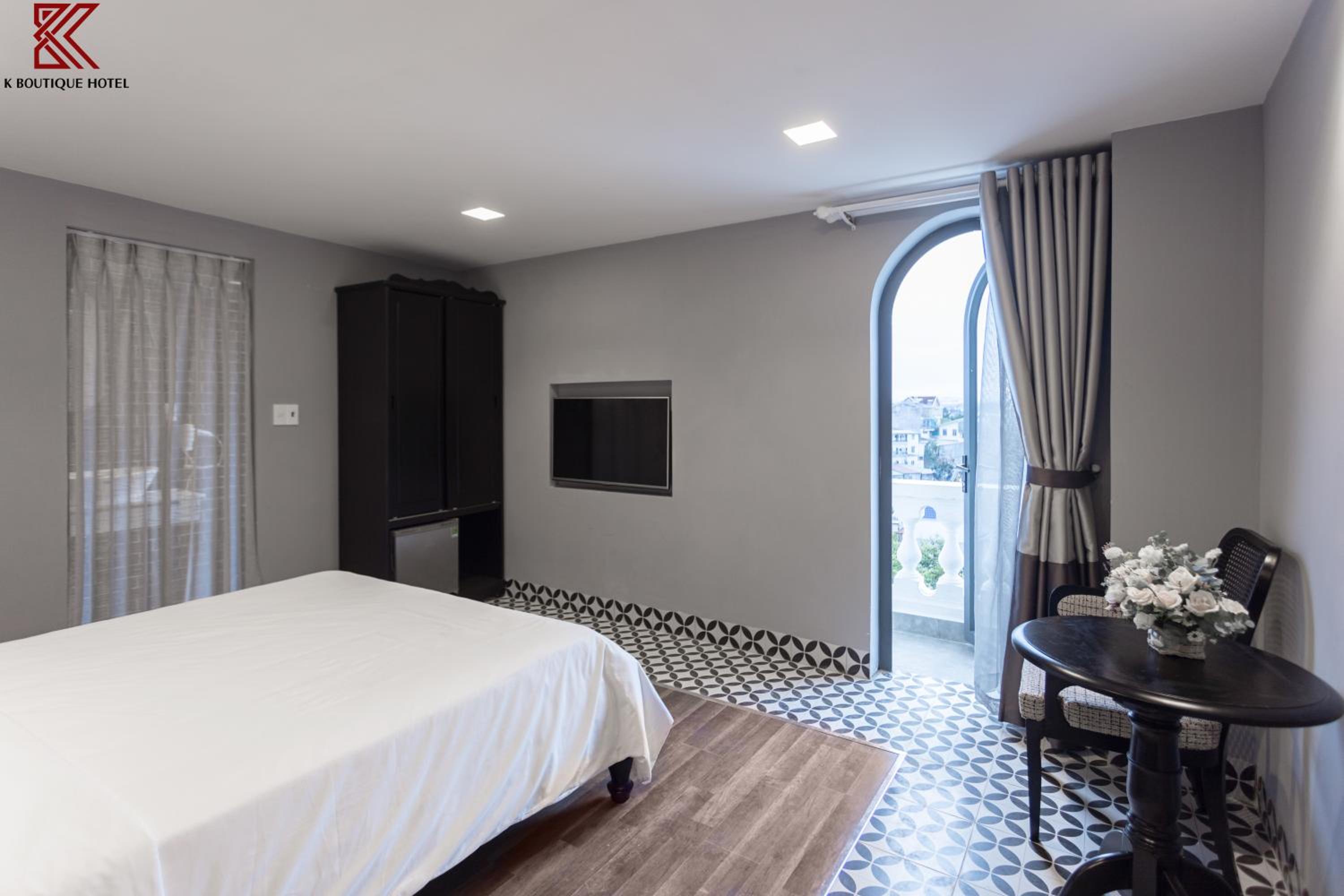 Deluxe Double Room with Balcony