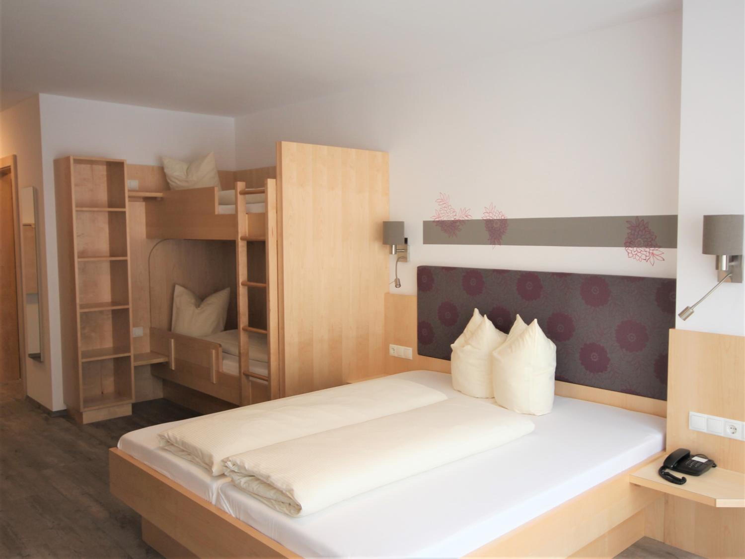 Quadruple Room photo 2