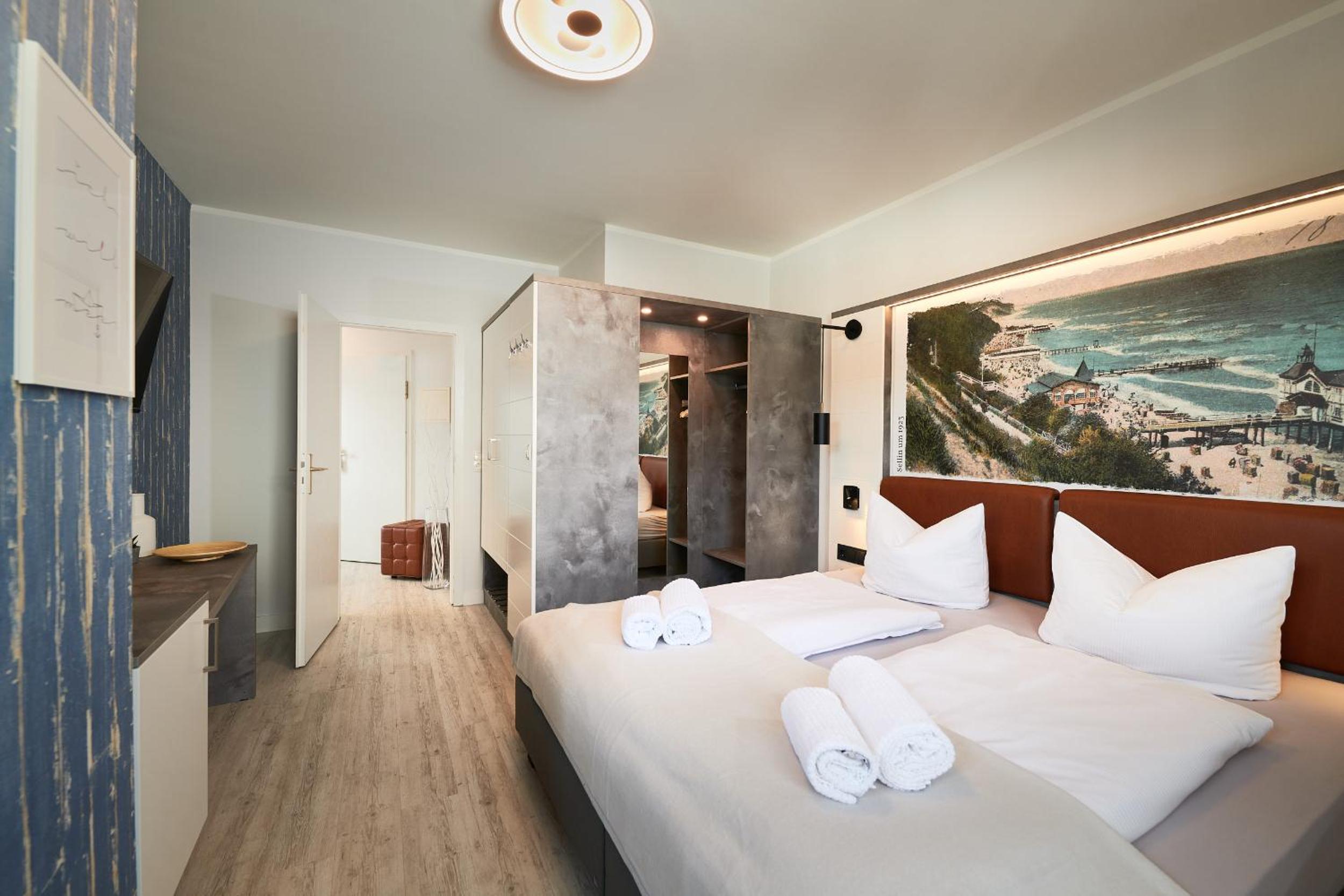 Family Suite with Balcony photo 1