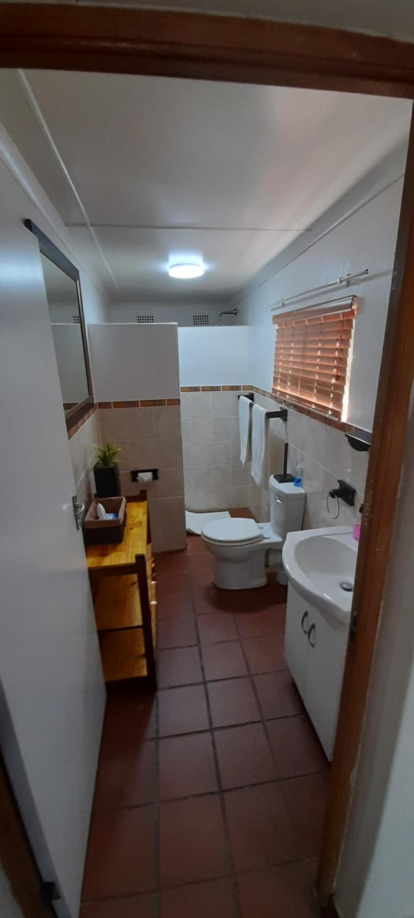 Quadruple Room - Photo 12