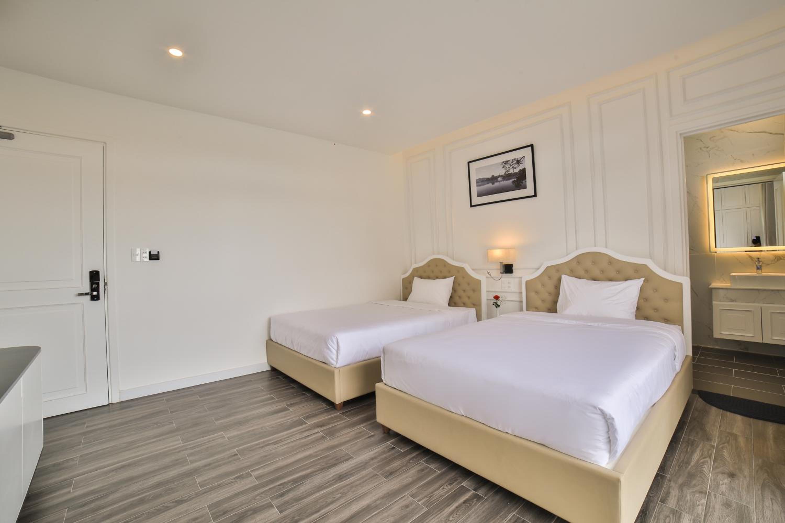 Twin Room With Balcony photo 2