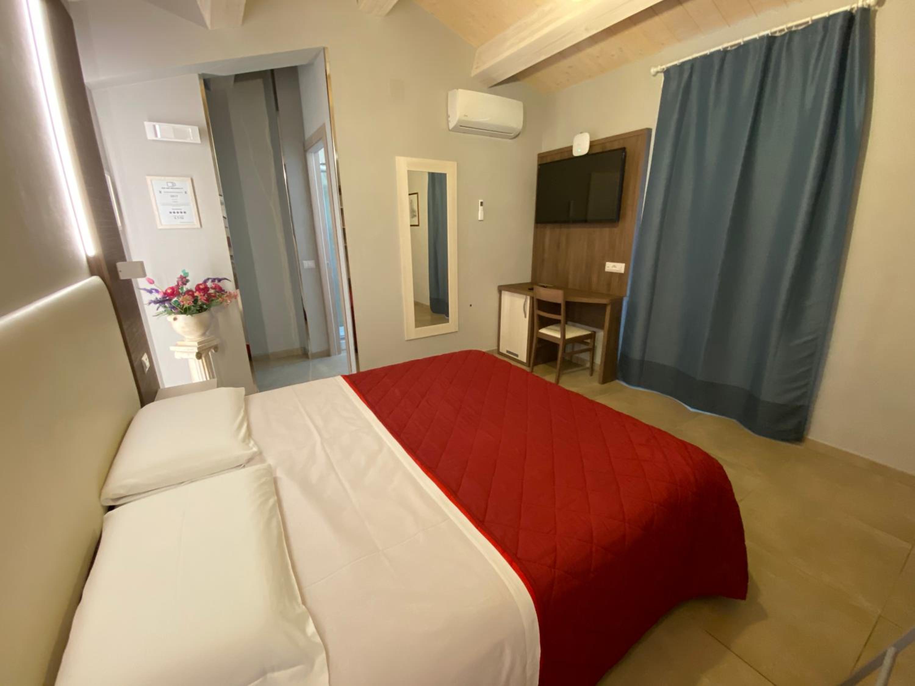Double Room photo 2
