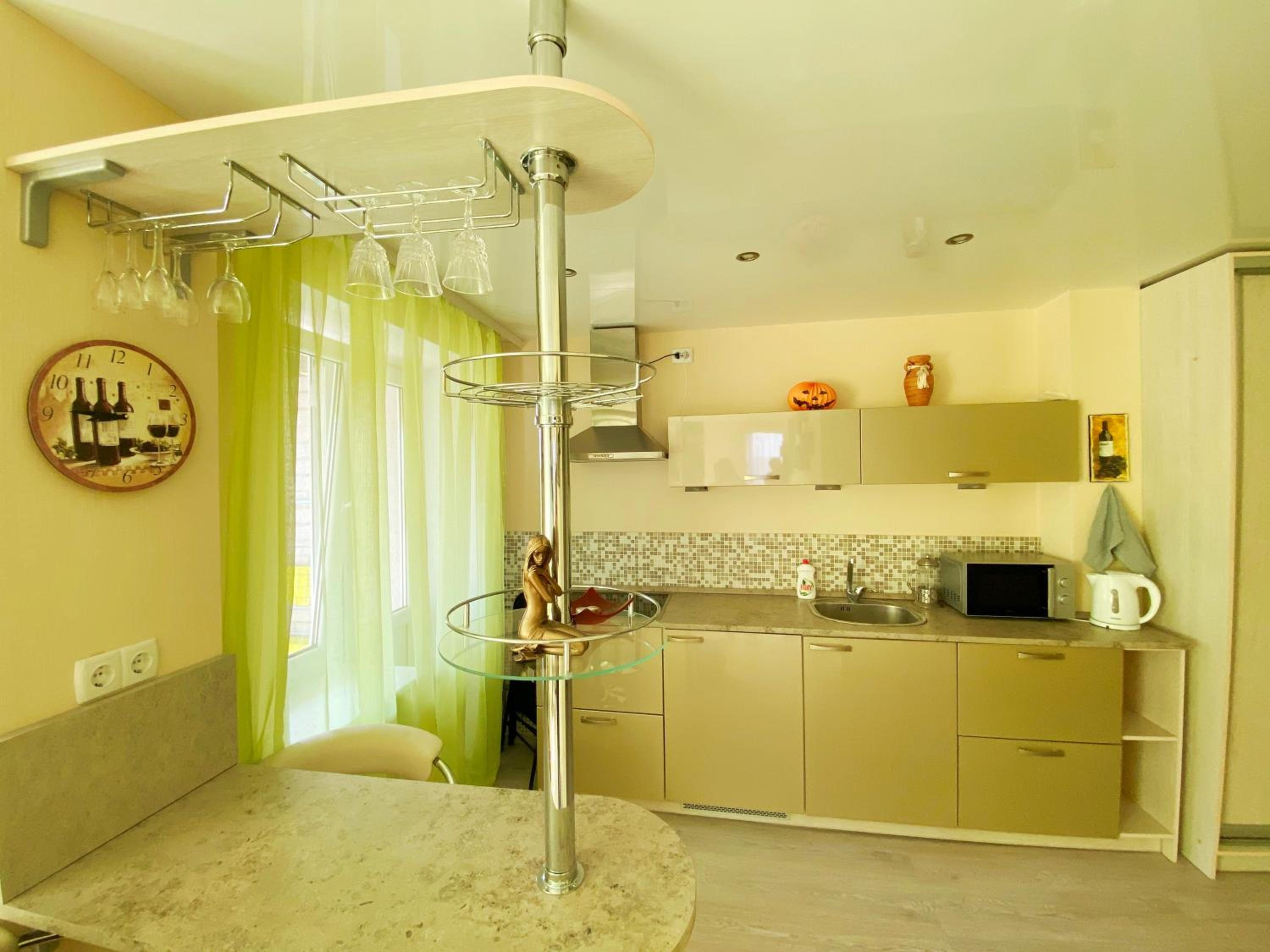 Apartment with Sea View - Photo 4