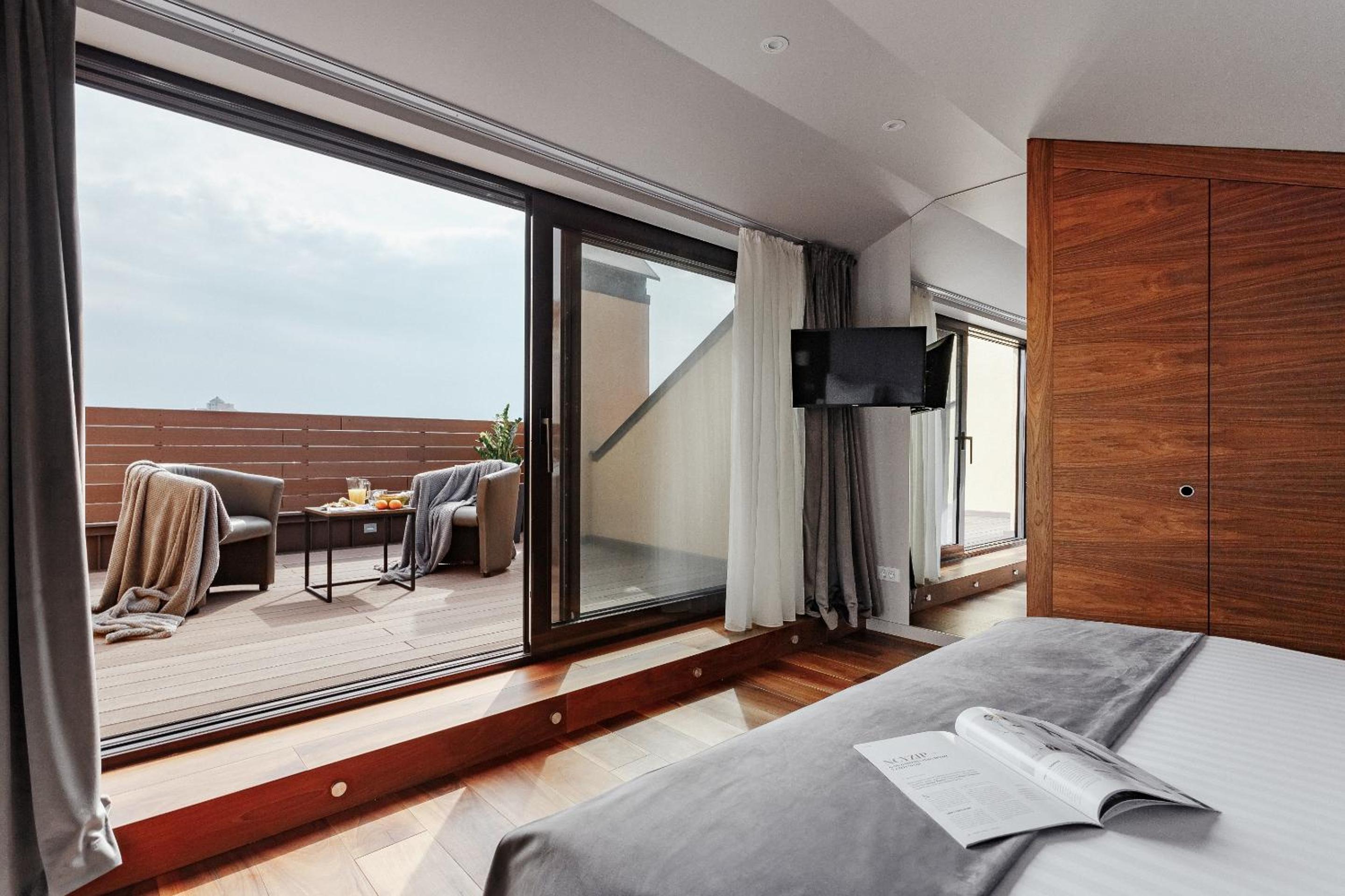Suite with Terrace photo 1
