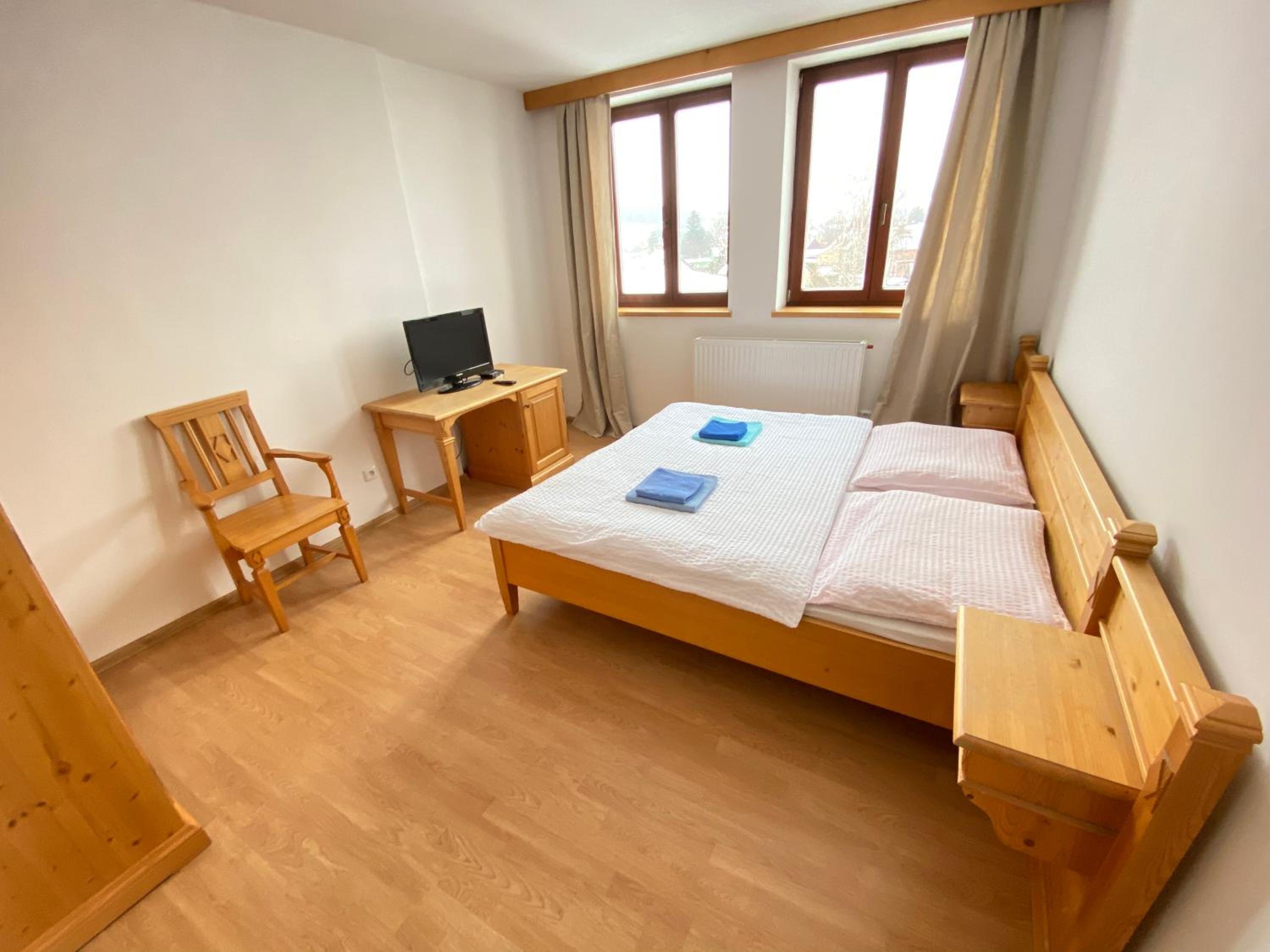 Double or Twin Room - Photo 12