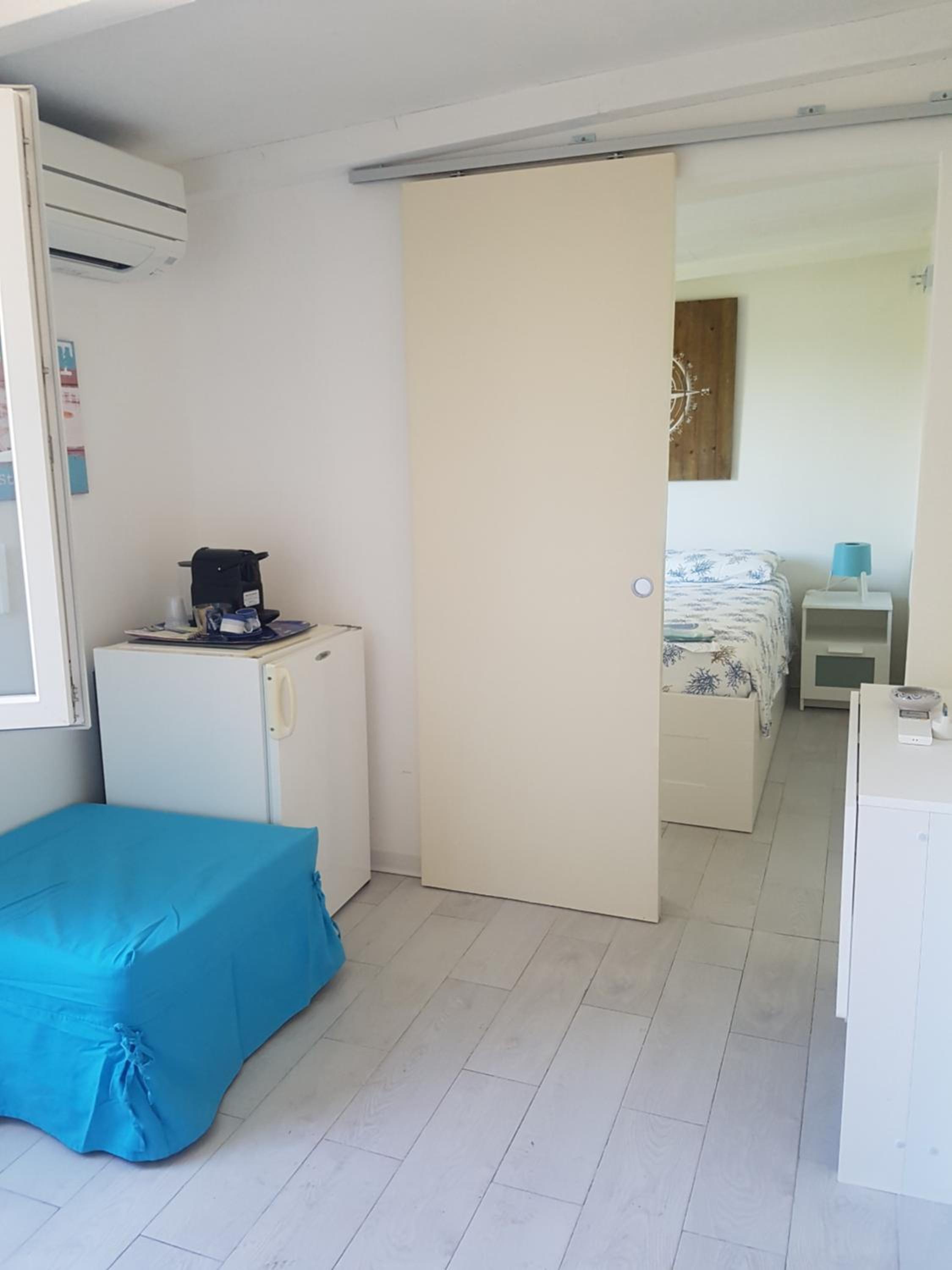 One-Bedroom House photo 3