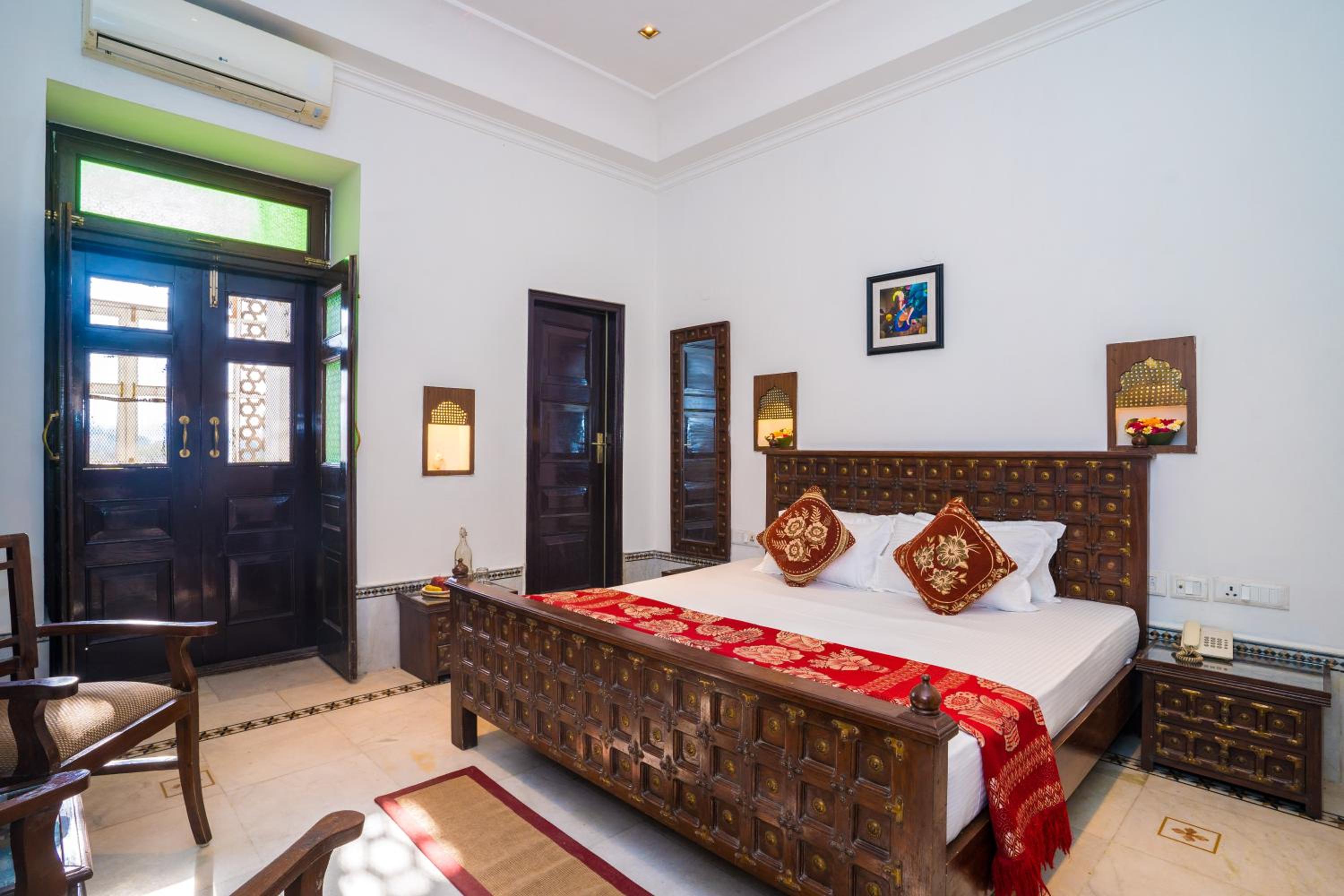 Signature Ganga Facing Room  photo 1