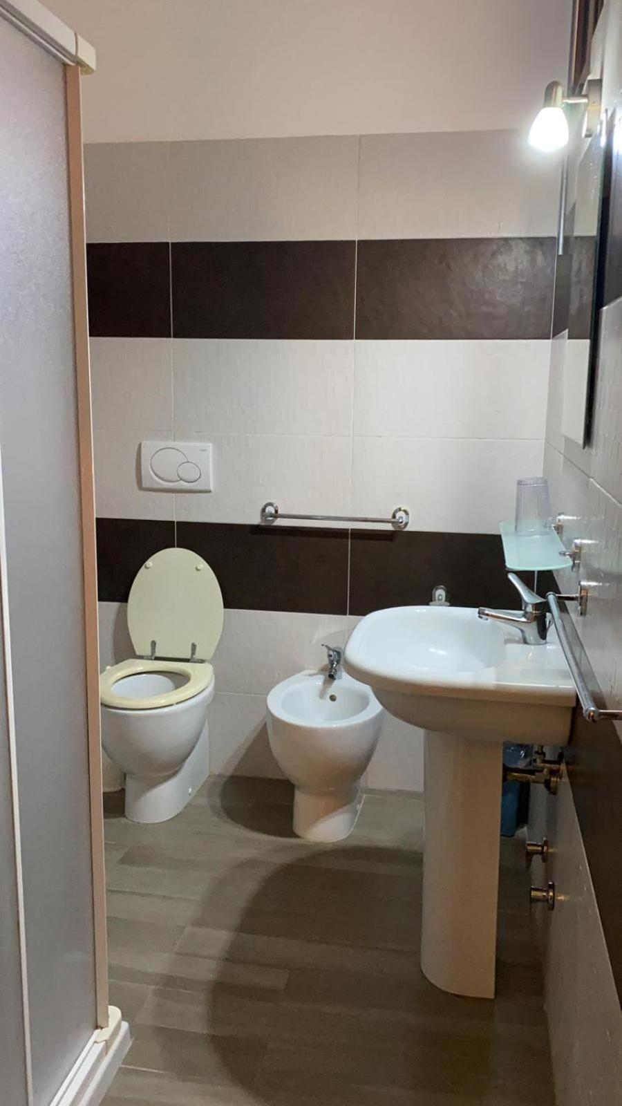 Family Room With Bathroom photo 3