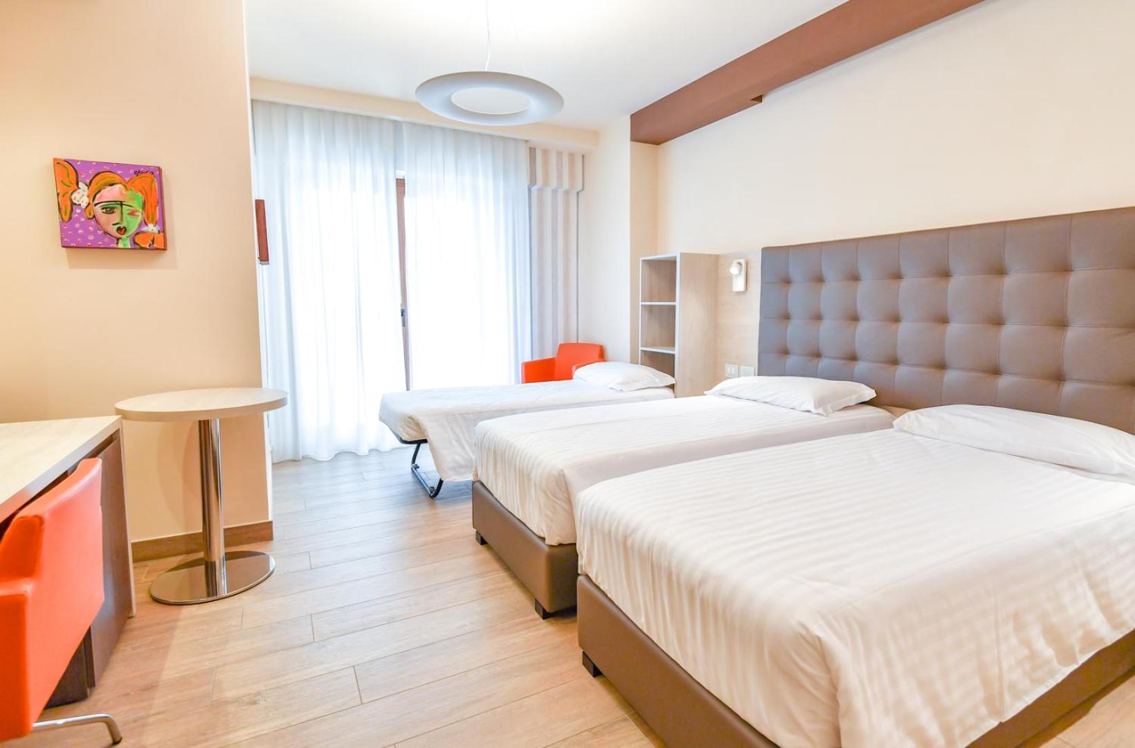 Triple Room - Photo 1