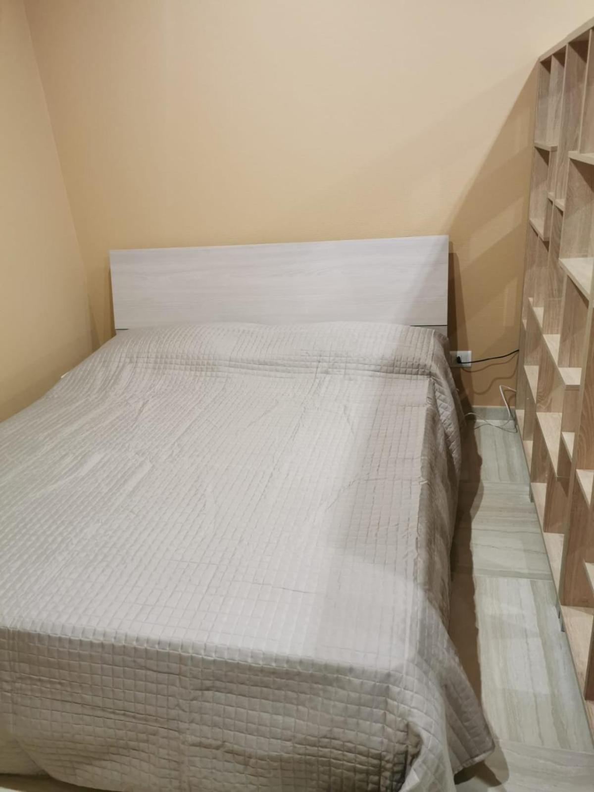 Double Room with Private Bathroom - Photo 1
